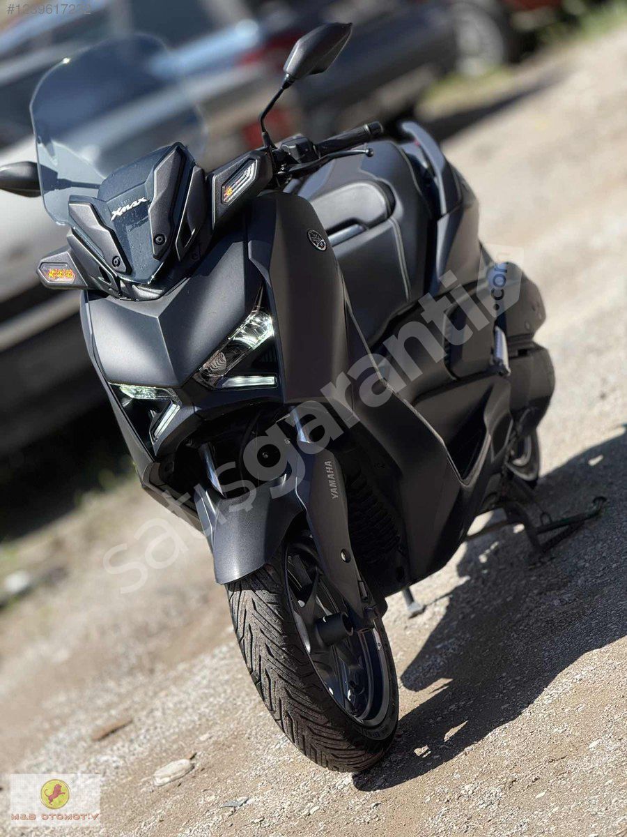 2024 YAMAHA X MAX