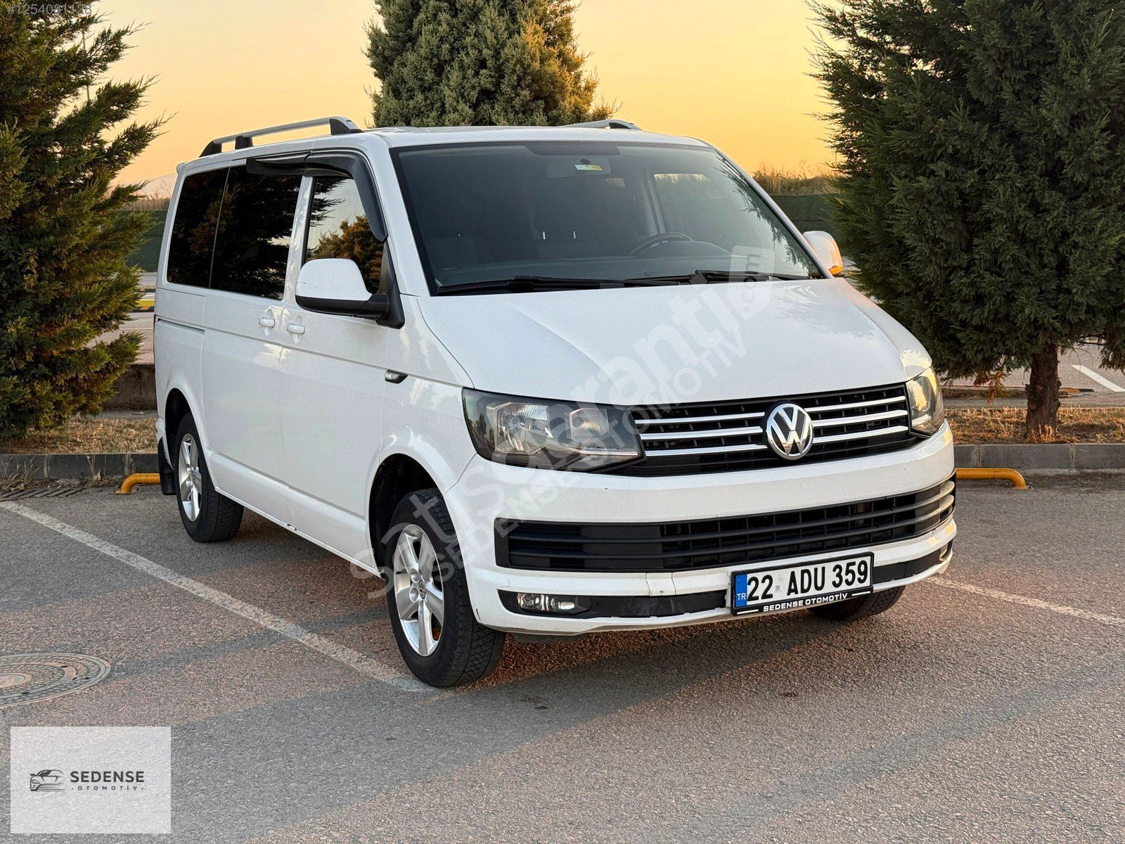 SEDENSE OTOMOTİVDEN TRANSPORTER 2.0 5+1 CAMLIVAN - HATASIZ