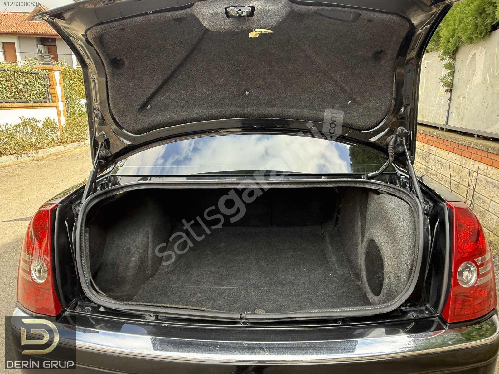 EMSALSİZ GÜZELLİKTE CHRYSLER 300 C 3.0 CRD