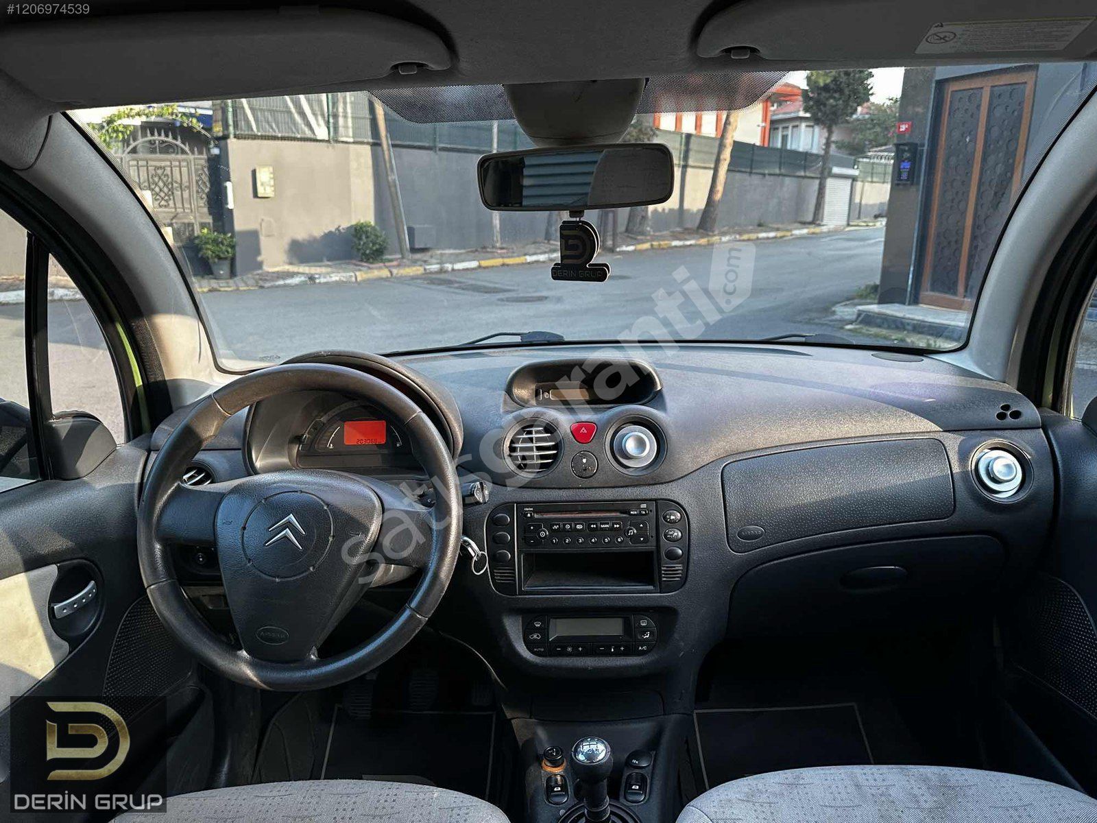 KUSURSUZ GÜZELLİKTE CİTRİOEN C3 1.4 HDI SX
