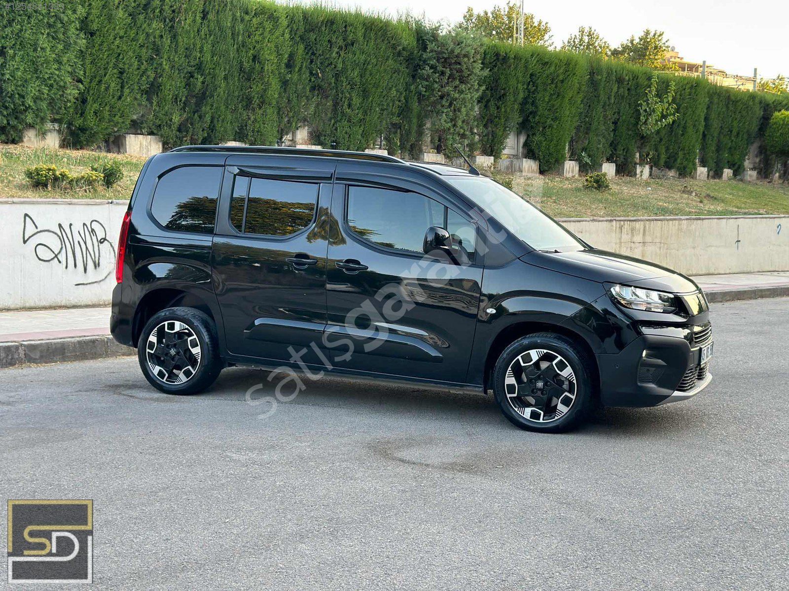 CAM TAVANLI OTOMATİK.YENİ YÜZ YENİ LOGO HATASIZ MAKYAJLI KASA.