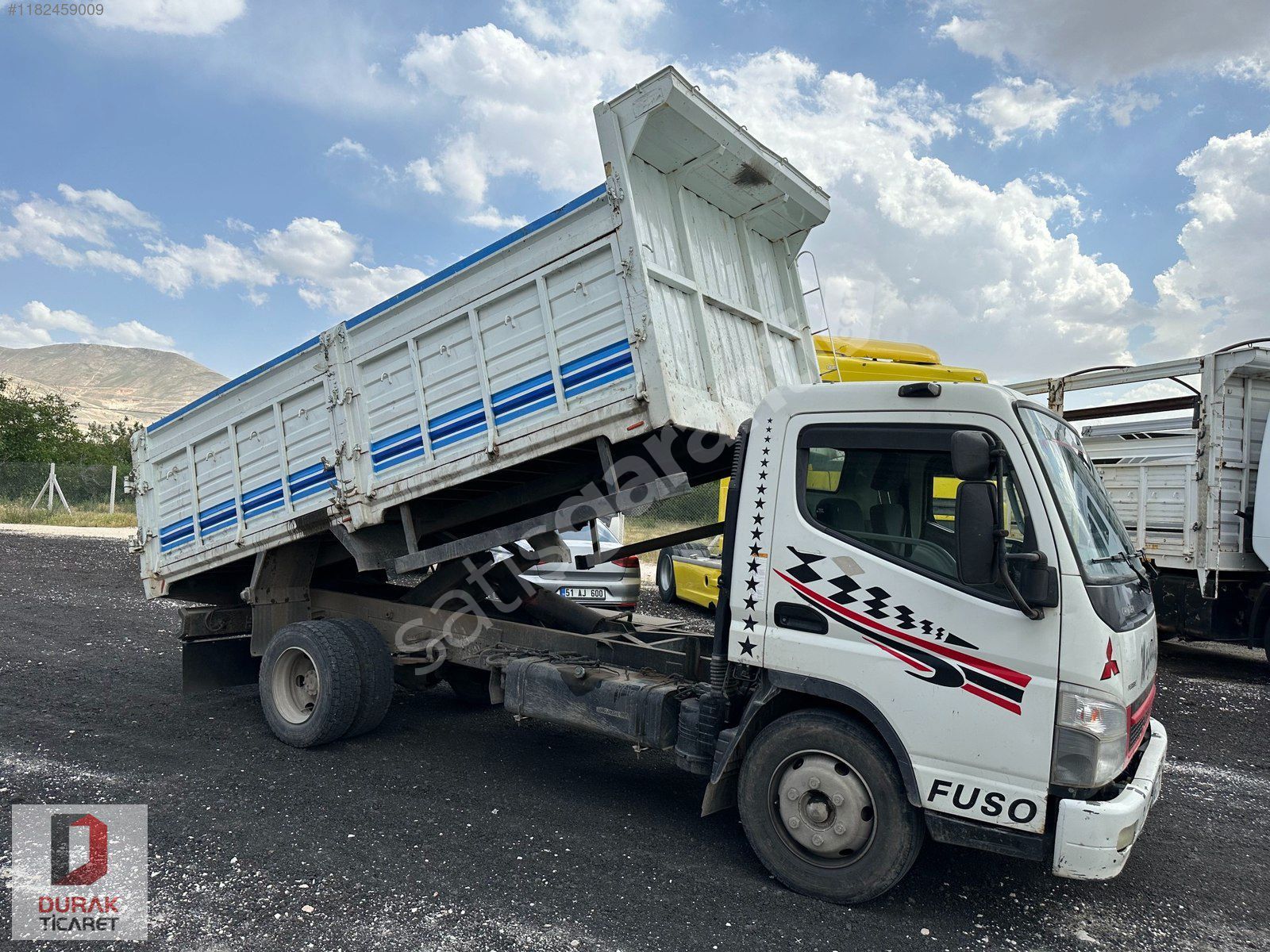 2011 859 G MİTSUBİSHİ DAMPER SAÇ KASA