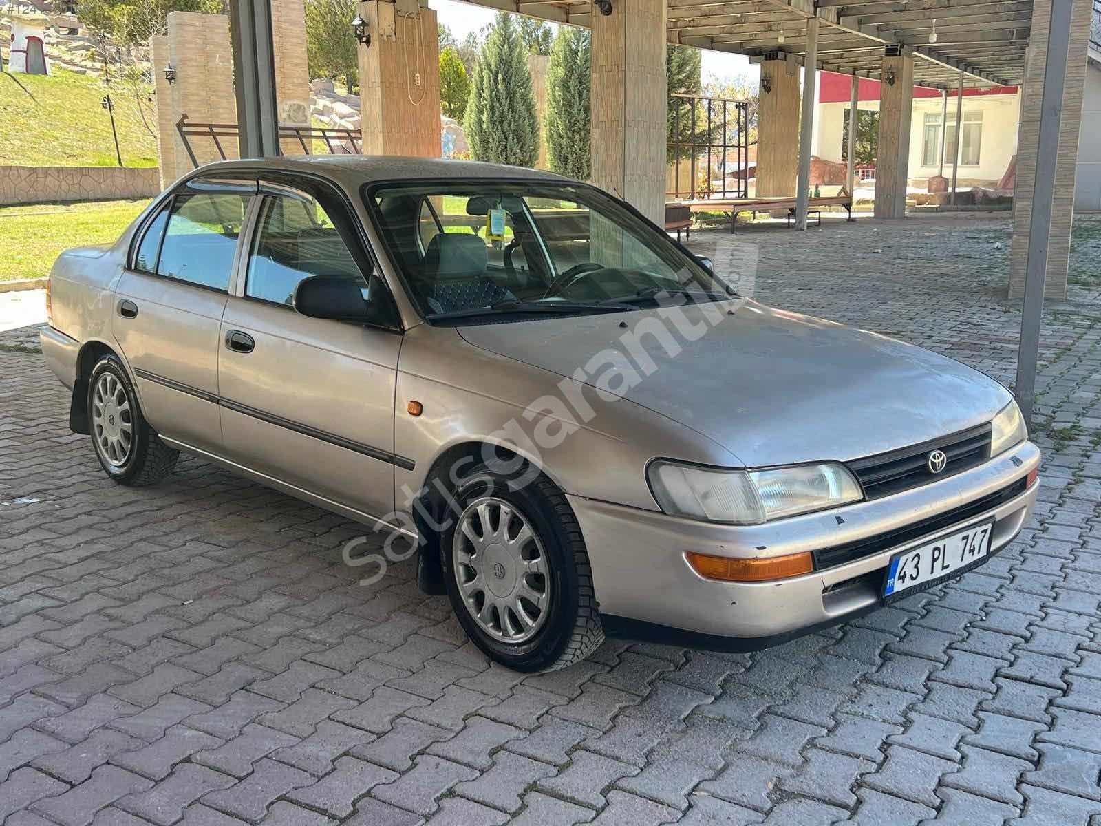 Hatasız değişensiz KLİMALI 1.6 XEİ COROLLA