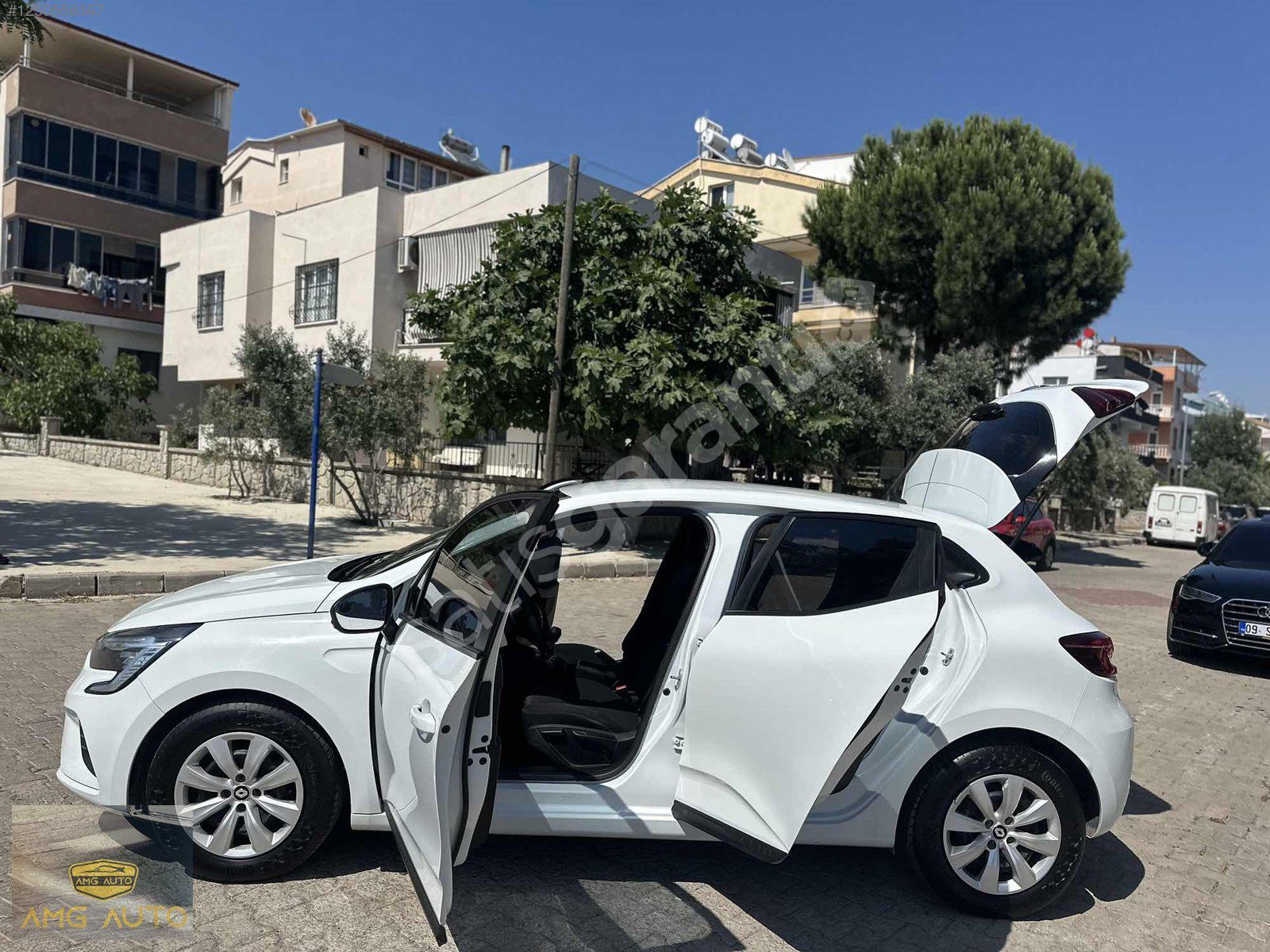 #DostaGider 2020 Clio HATASIZ Yeni kasa 1.0 saf kan benzin ..