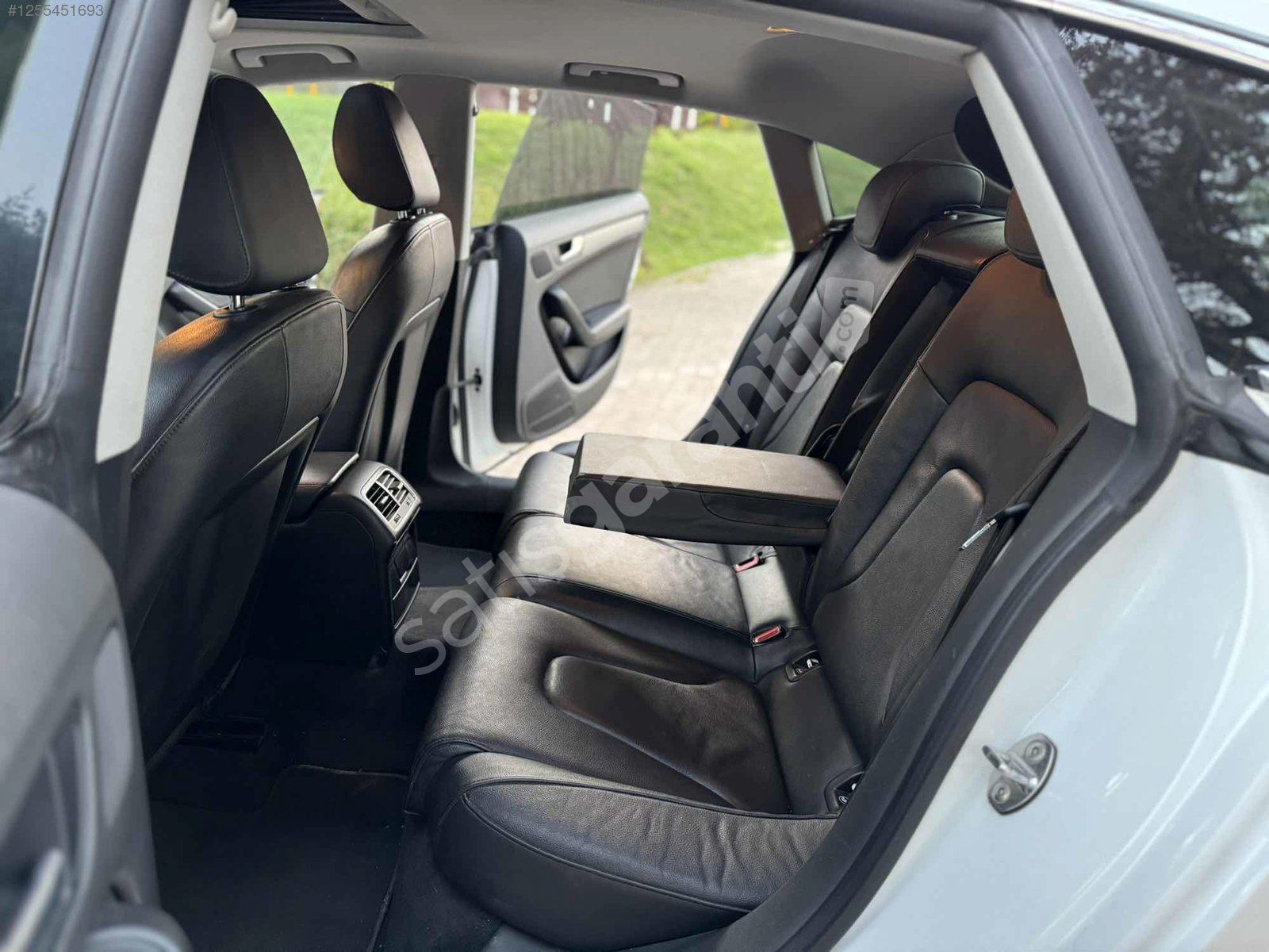 SELEK MOTORS AUDİ A5 2.0 TDİ QUATTRO YETKİLİ SERVİS BAKIMLI