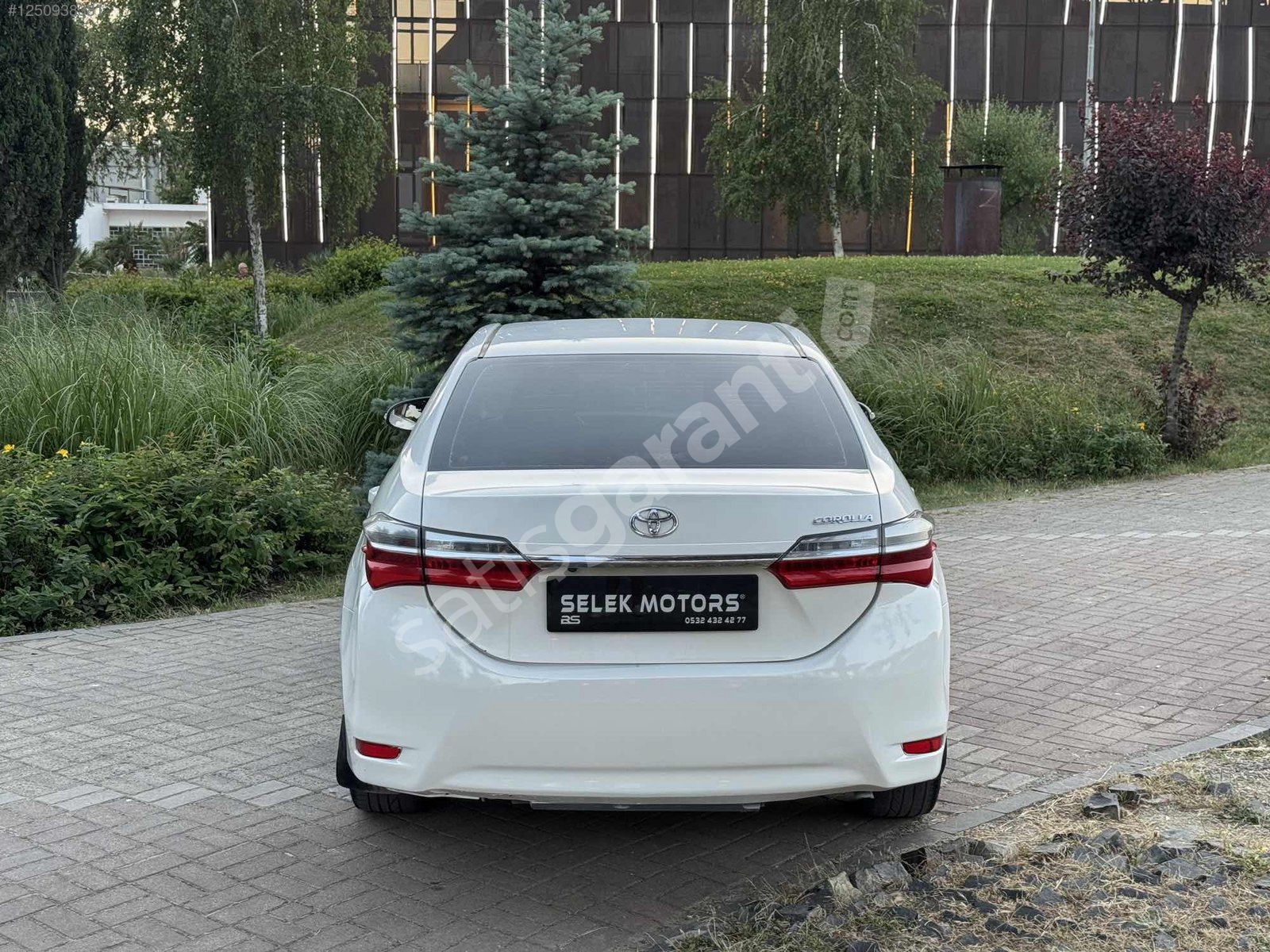 SELEK MOTORS TOYOTA COROLLA 1.4 D-D4 F-1 VİTES MASRAFSIZ FIRSATT