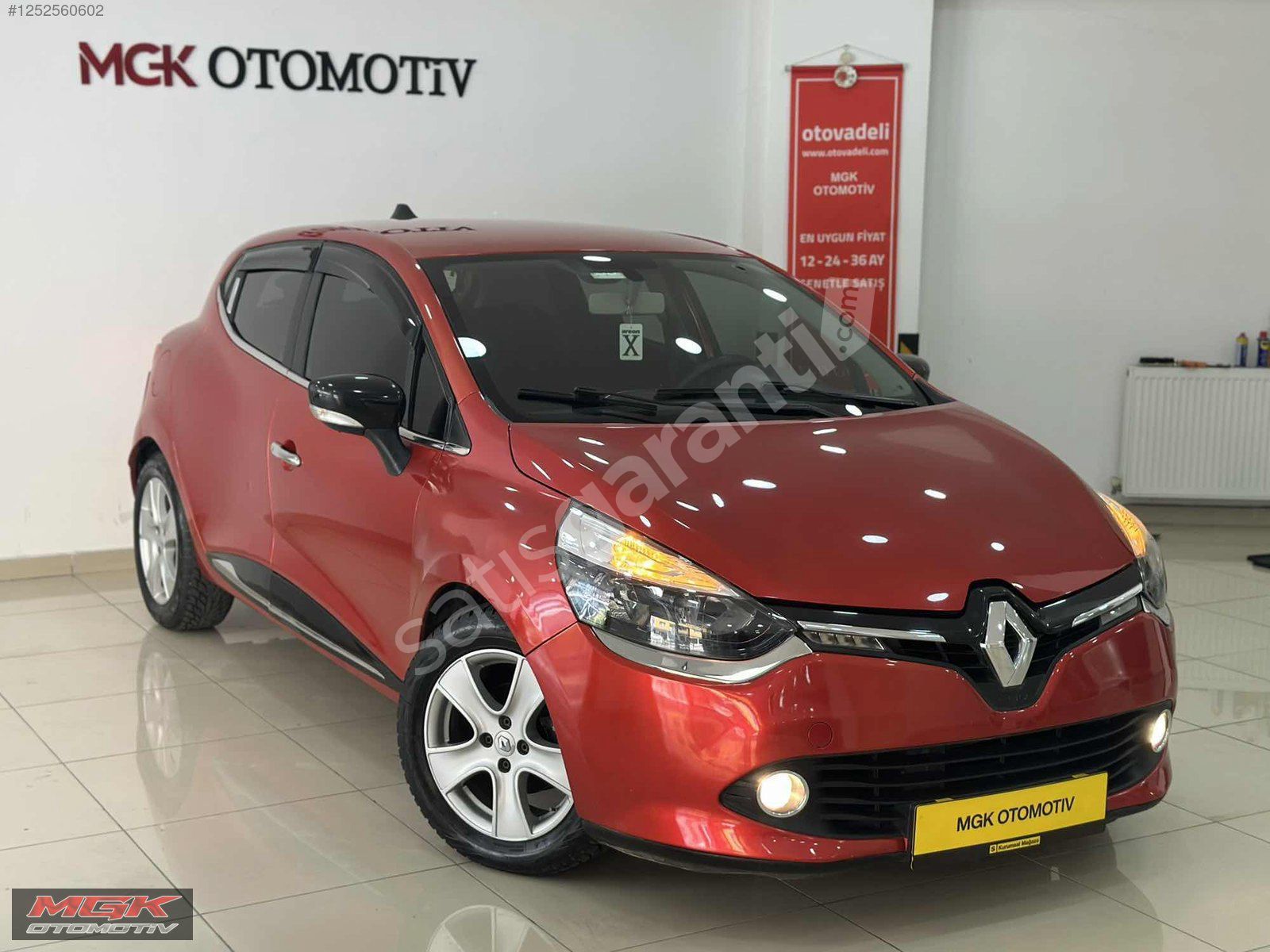RENAULT CLİO 0.9 TCE TOUCH TURBOLU 90 HP LANSMAN RENK