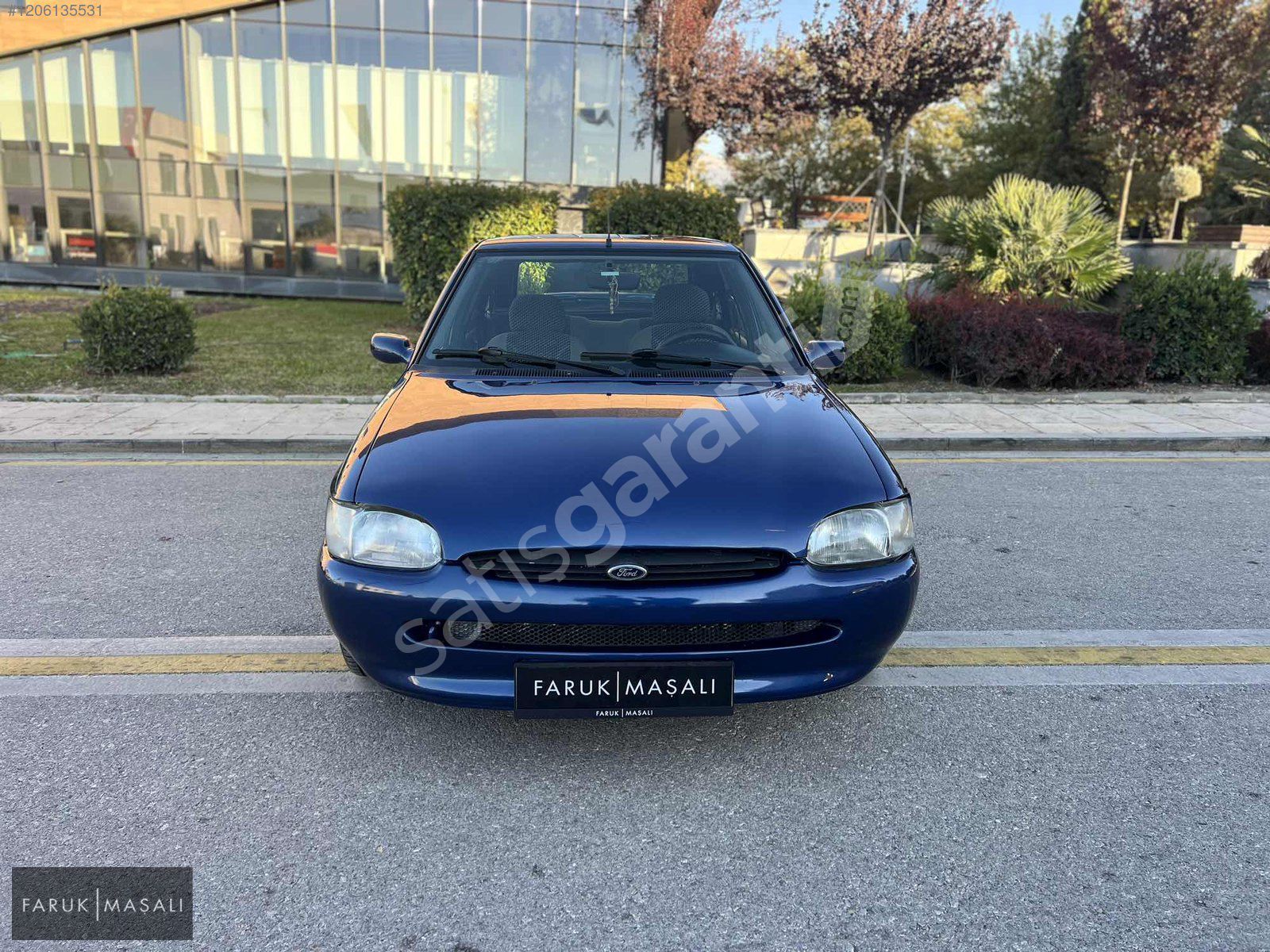 1999 FORD ESCORT 1.6İ 16 VALF LPG'Li MUAYENE LASTİKLER YENİ