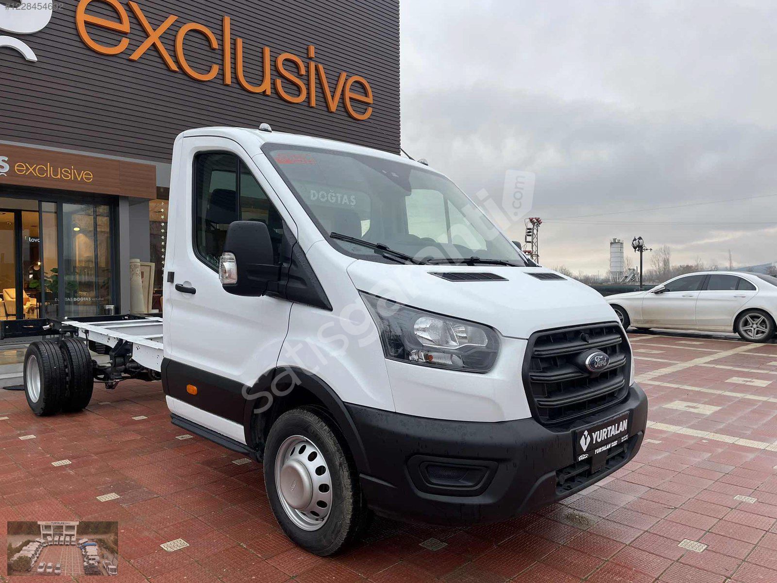 YURTALAN DAN 2025 FORD TRANSİT 350ED PAKET 1SIFIR KM %20