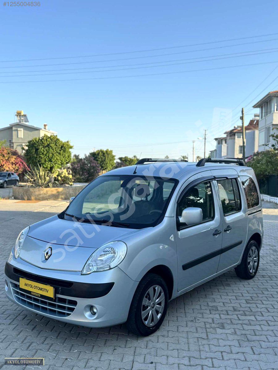 1.5 DIZEL ORJINAL DEGİŞENSİZ 6 İLERİ 153 BIN DÜŞÜK KM