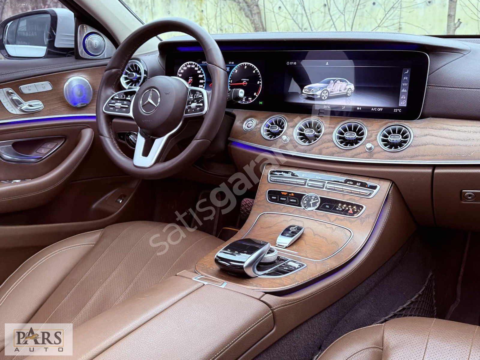 PARS AUTODAN HATASIZ CAM TAVAN E BKJ COMMAND BURMESTER İÇİ TABA