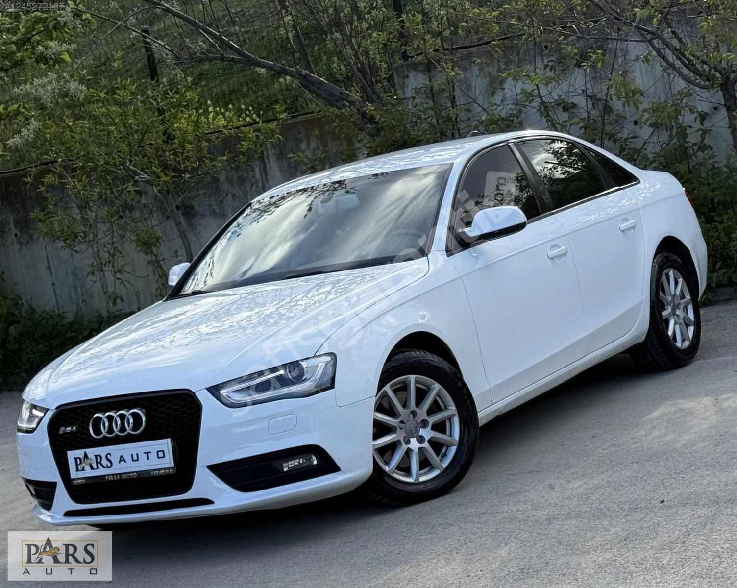 PARS AUTODAN AUDI A4 2.0 TDI MULTITRONIC JOYSTICK NAVİGASYONLU