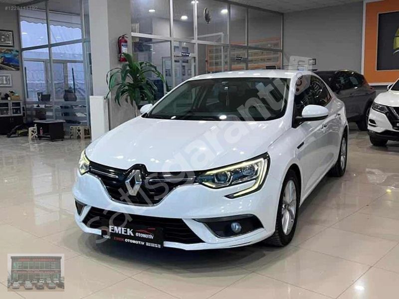 EMEK 2020 Megane 4 Touch Paket 115 Bg 7 İleri HATASIZ