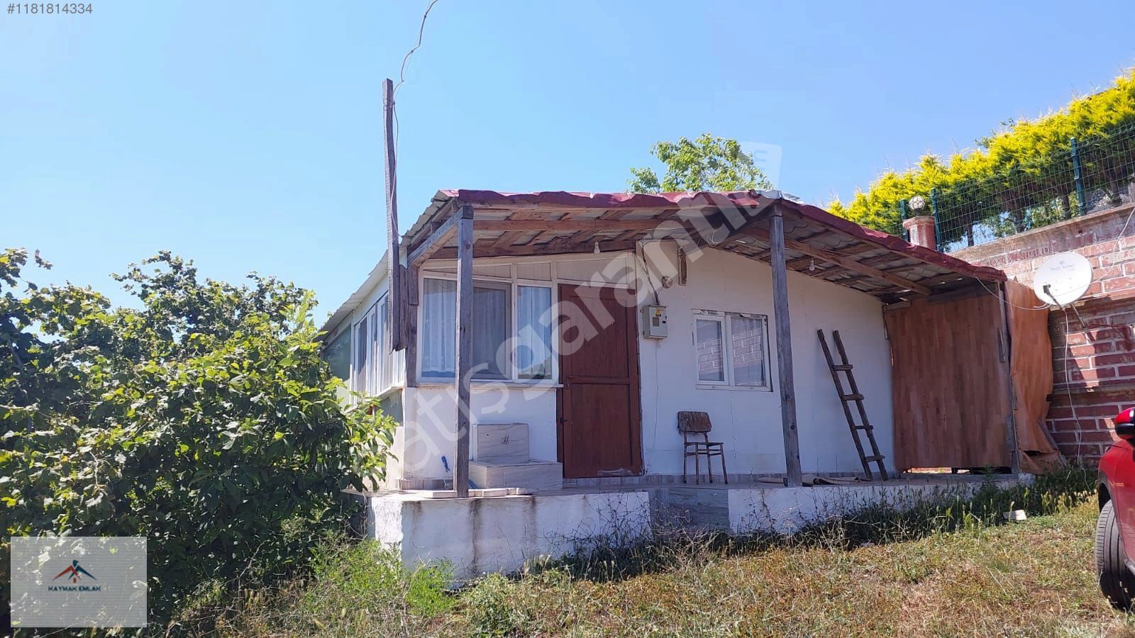 ELEKTİRİĞİ SUYU BAĞLI KONTEYNIRLI DOĞA MANZARALI SATILIK ARSA