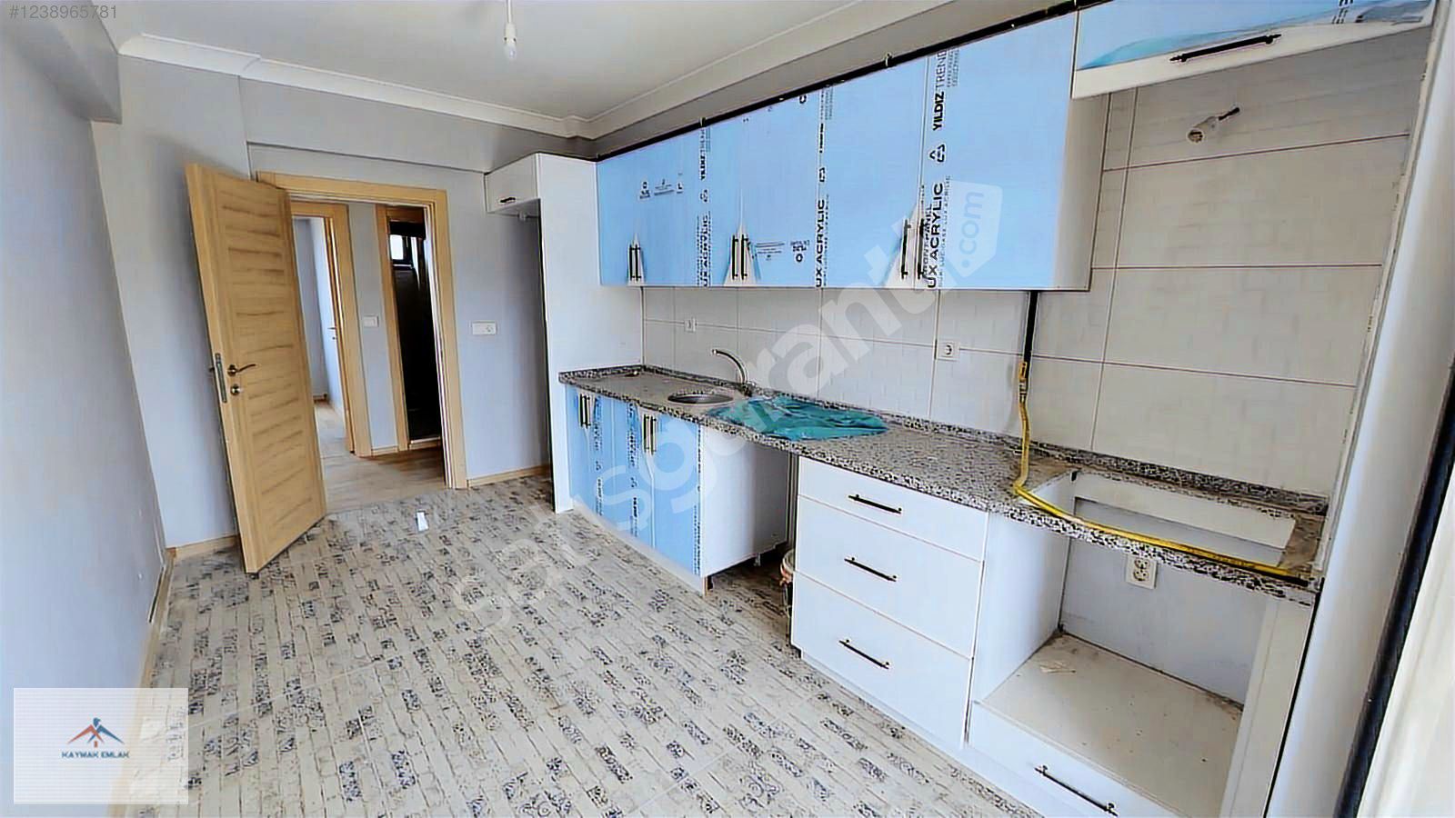 AKMİNAREYE YAKIN 130 M2 3+1 ODA SATILIK DAİRE