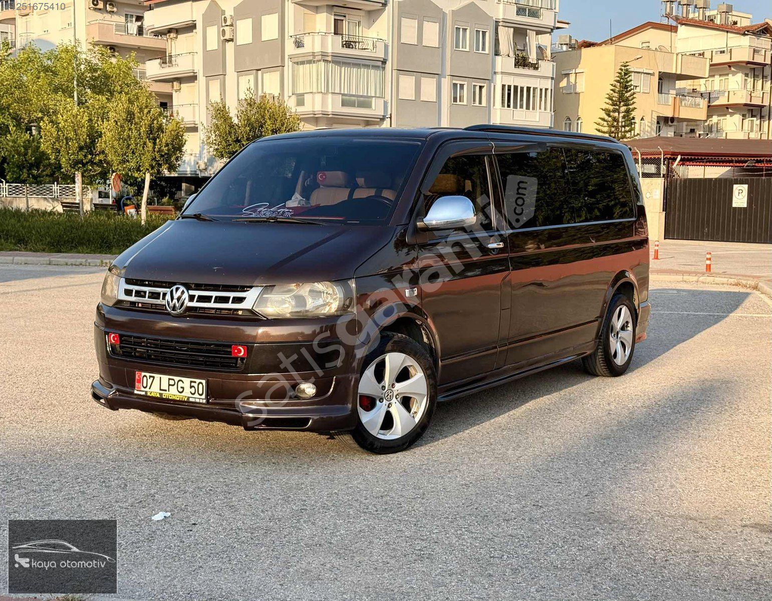 VW Transporter 9+1 Vip Arabölme, Android Box TV, Buzdolabı, 220V