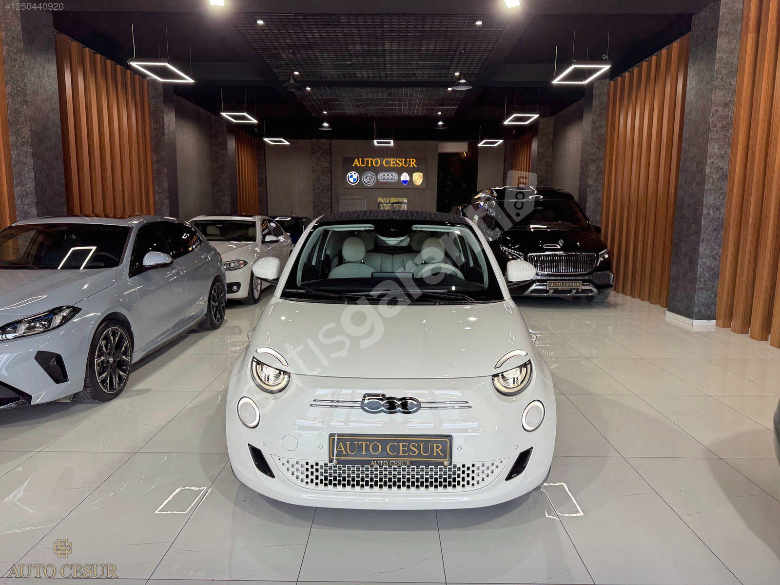 AUTO CESUR'DAN 2023 FİAT 500 E LA PRİMA