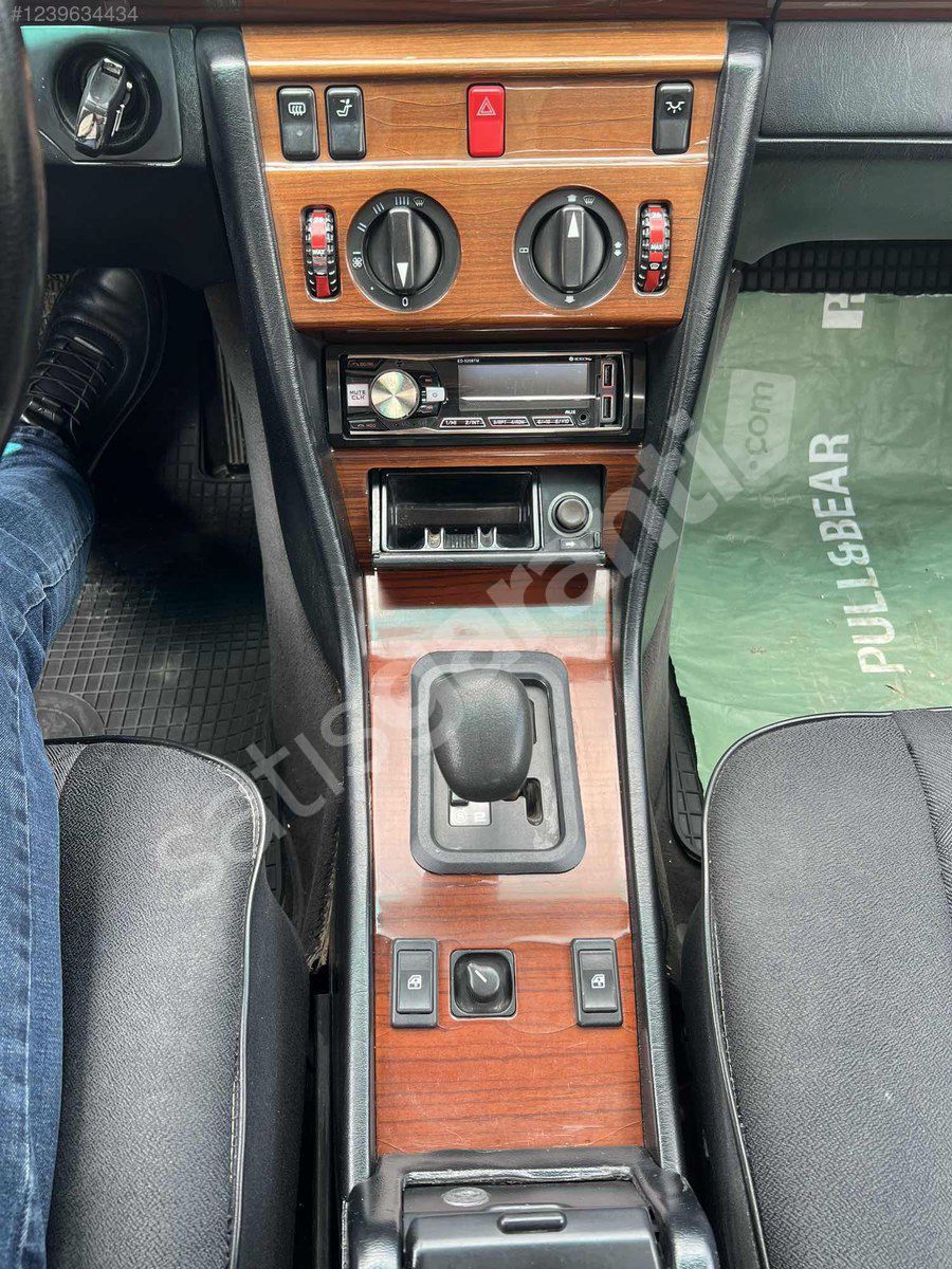 1995 MODEL E200 OTOMATİK W124 M111 MOTOR SİYAH MERCEDES