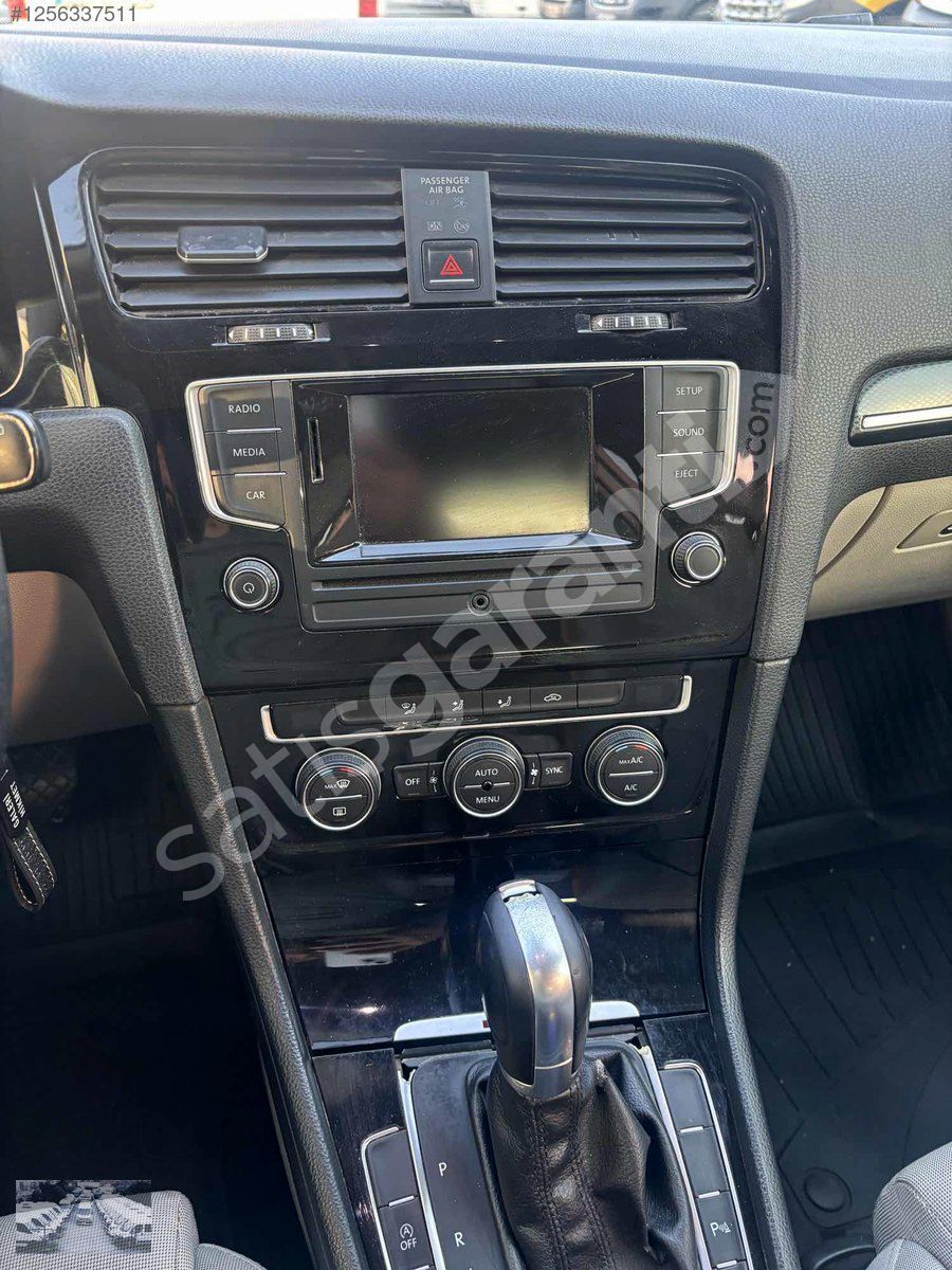 GALERİ HİKMETTEN 2015 GOLF 1.6 DİZEL COMFORTLINE