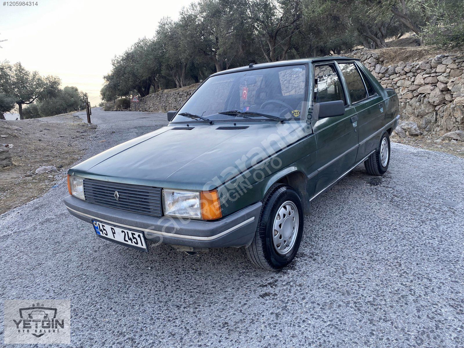 1992 RENAULT SPRİNG DEĞİŞENSİZ ÖN CAMLAR OTOMATİK