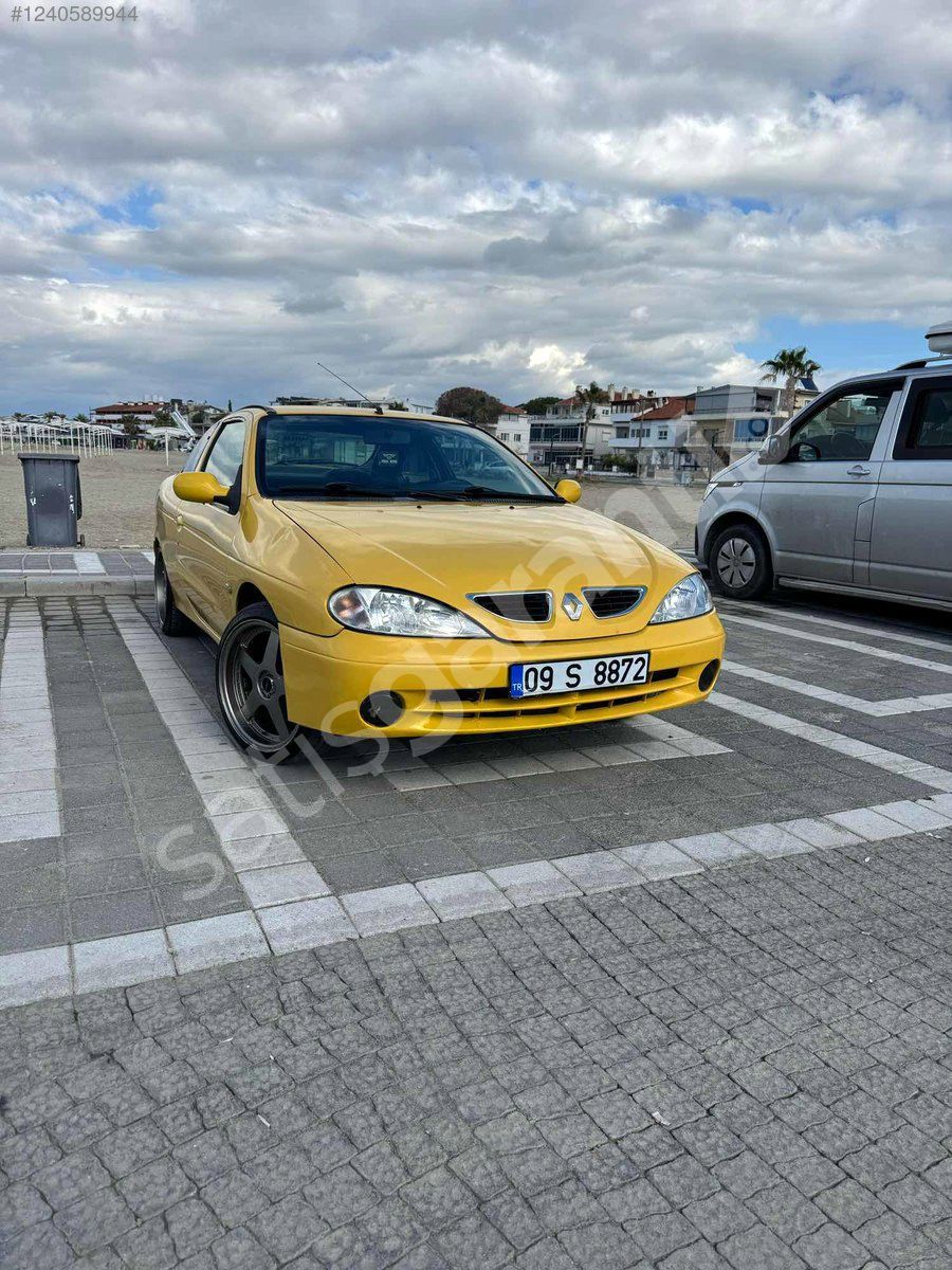 2000 MODEL MEGANE