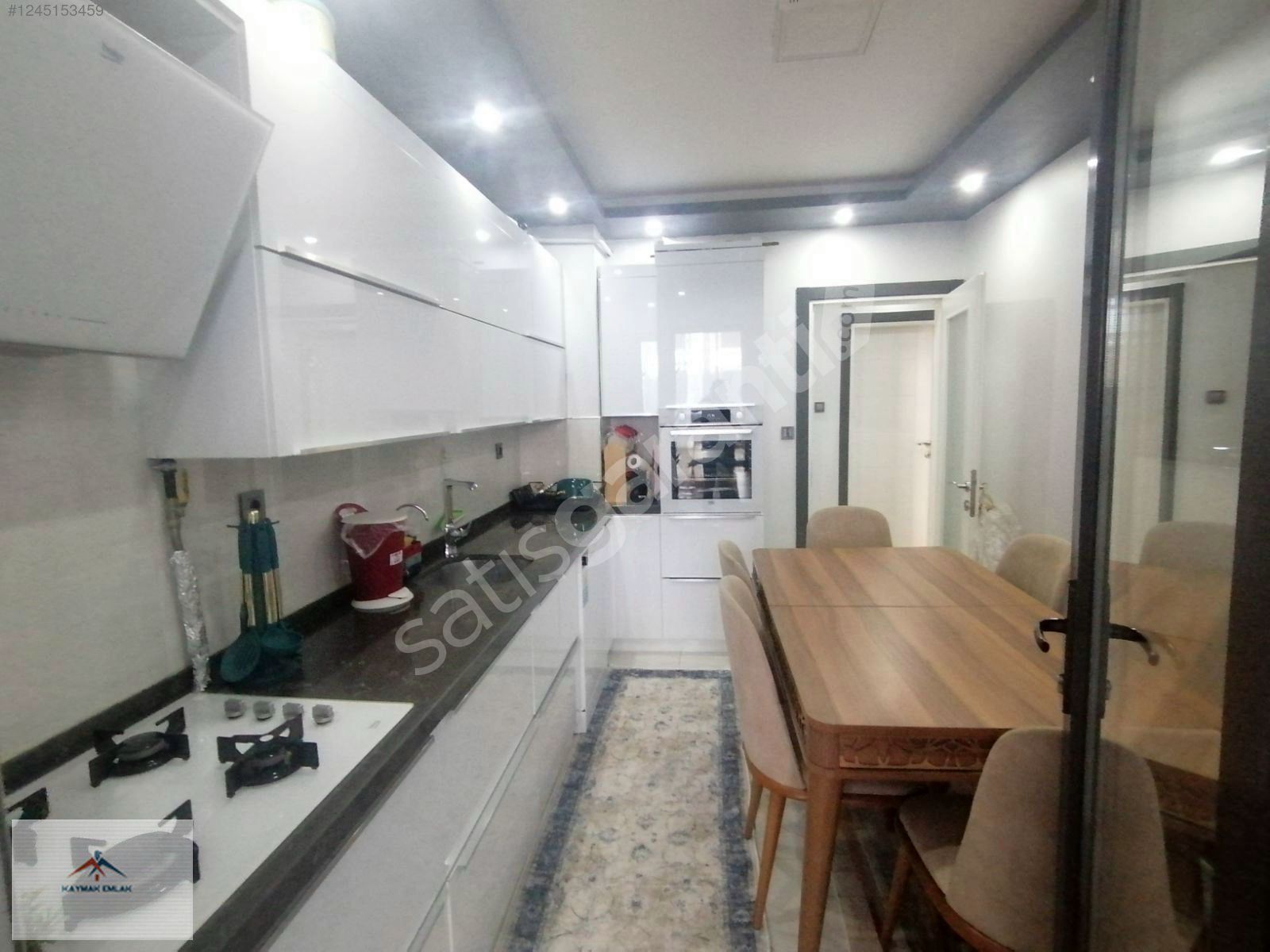 UZPARK SİTESİNDE MASRAFSIZ BÜYÜK 3+1 SATILIK DAİRE