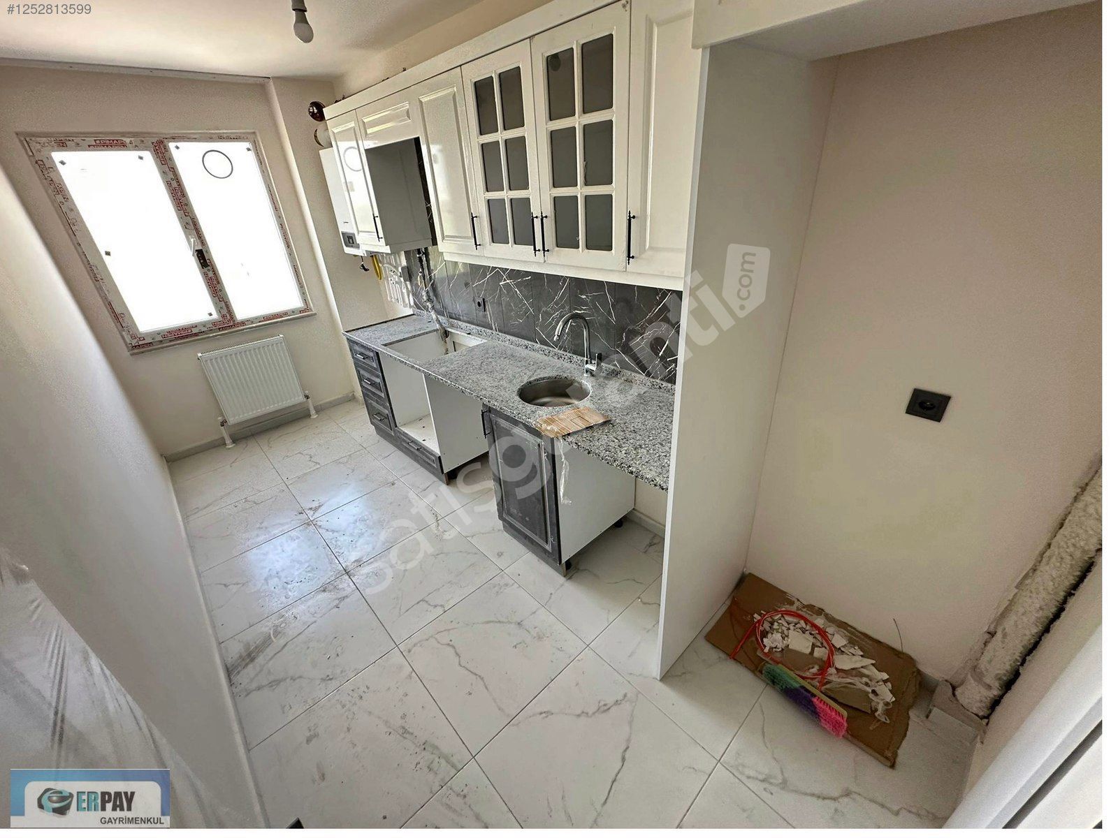 ERPAY INSAATTAN ESKI HABIPLER MH. 3+1 120M2 8.KAT DAİRE