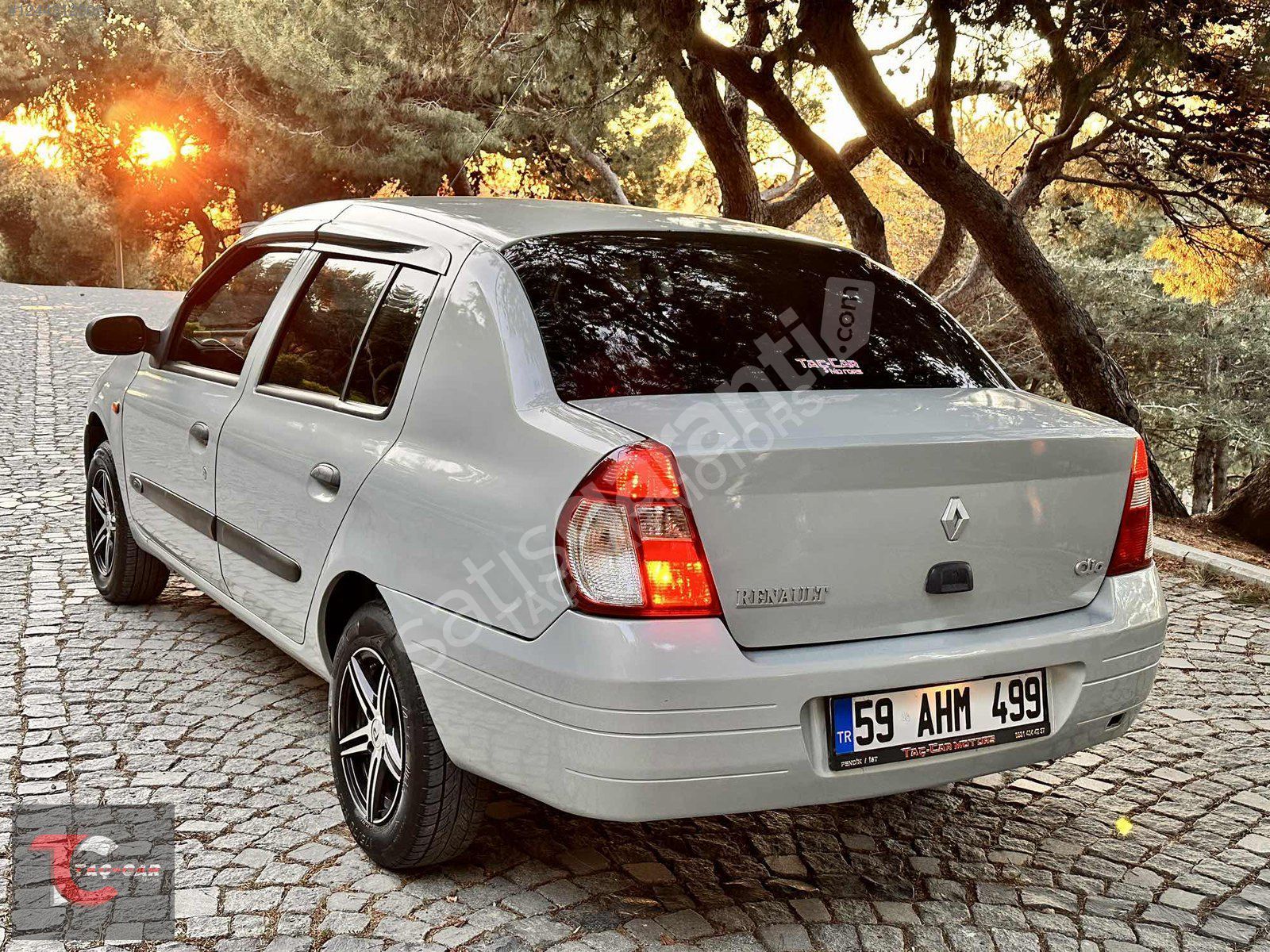 TAÇ CAR MOTORS TAN CLİO 1,4 16v TERTEMİZ BAKIMLI DÜŞÜK KM Lİ