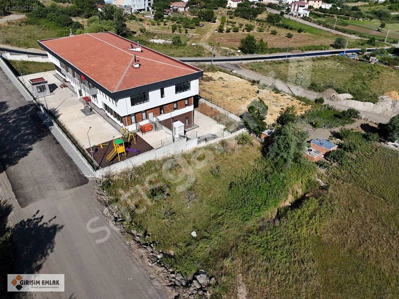 BÜYÜKKOLPINARDA ALAÇAM CADDESİNİN HEMEN ALTINDA SATILIK HİSSE