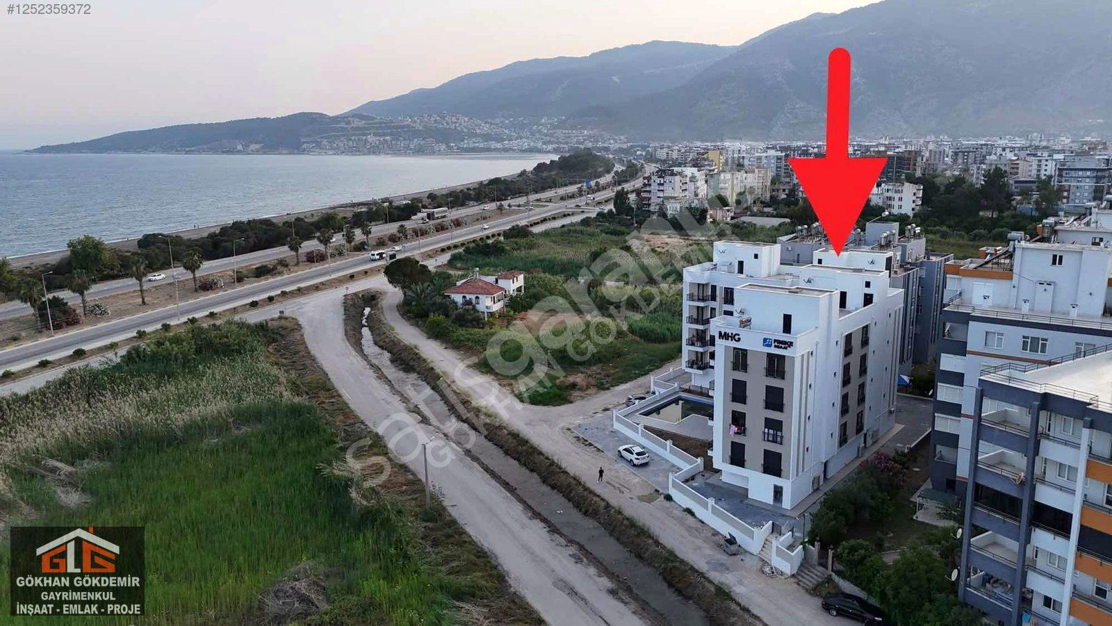 DENİZ MANZARALI HAVUZLU SİTE İÇİ LÜKS SATILIK 1+1 SIFIR DAİRE