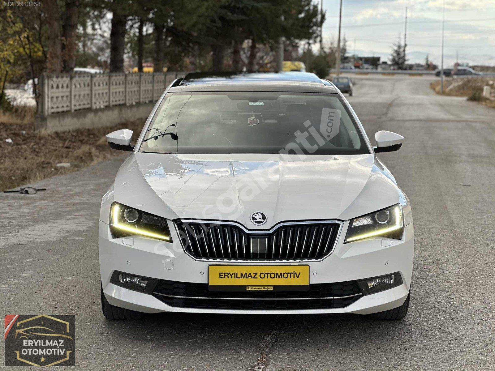 BOYASIZ DEĞİŞENSİZ 2015 MODEL SUPERB 166.000 KM CAM TAVAN 4 KOL