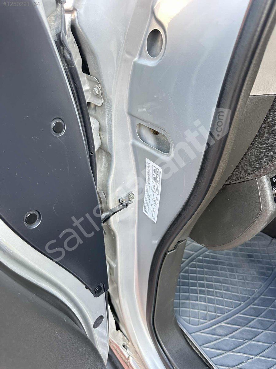 KREDİ KARTINA 12 TAKSİT 4x2NAVARA 2.5 OTOMATİK VİTES
