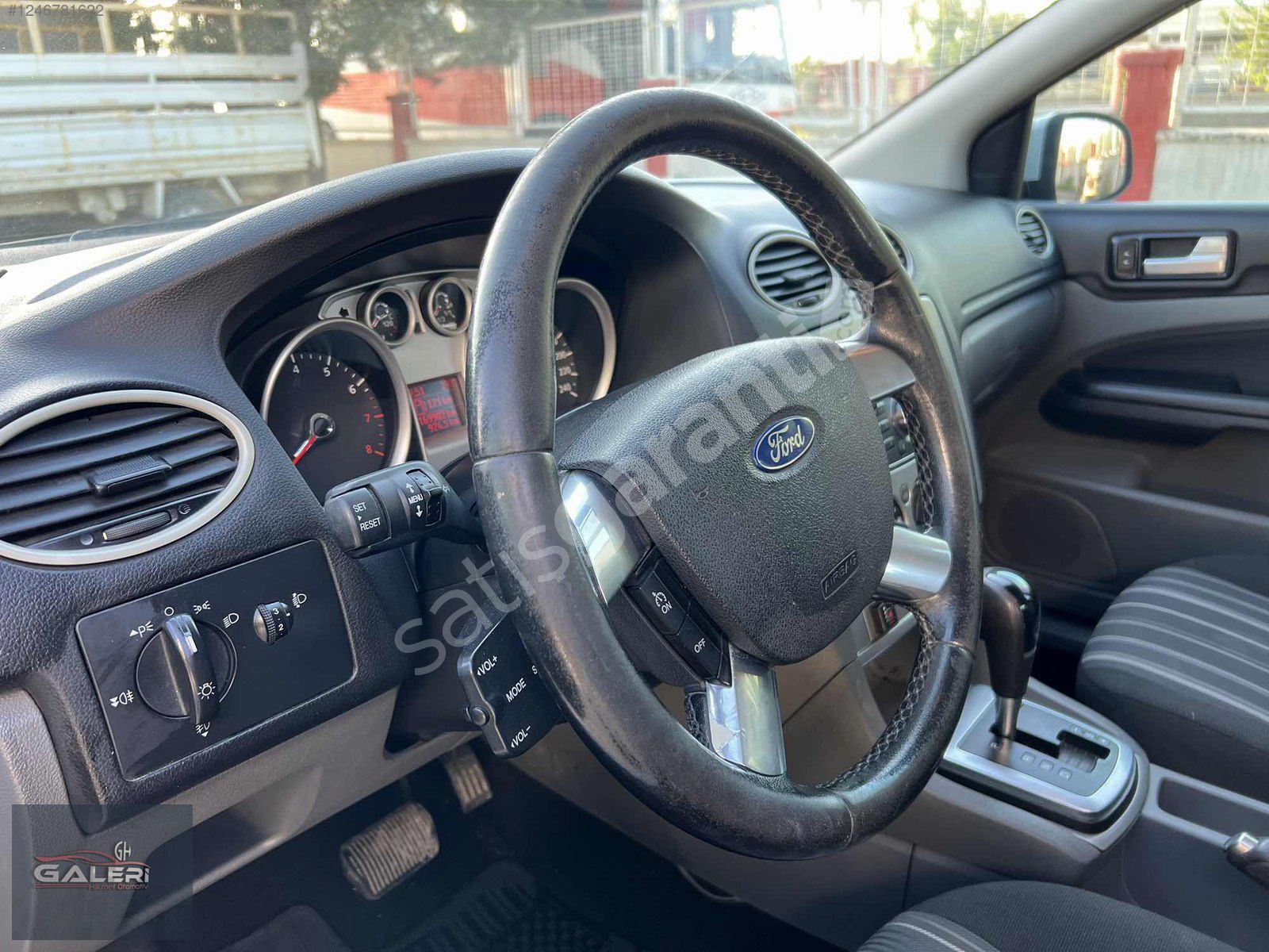 2011 FORD FOCUS 1.6 COMFORT OTOMOTİK LPG Lİ 100 HP 169 KM DE