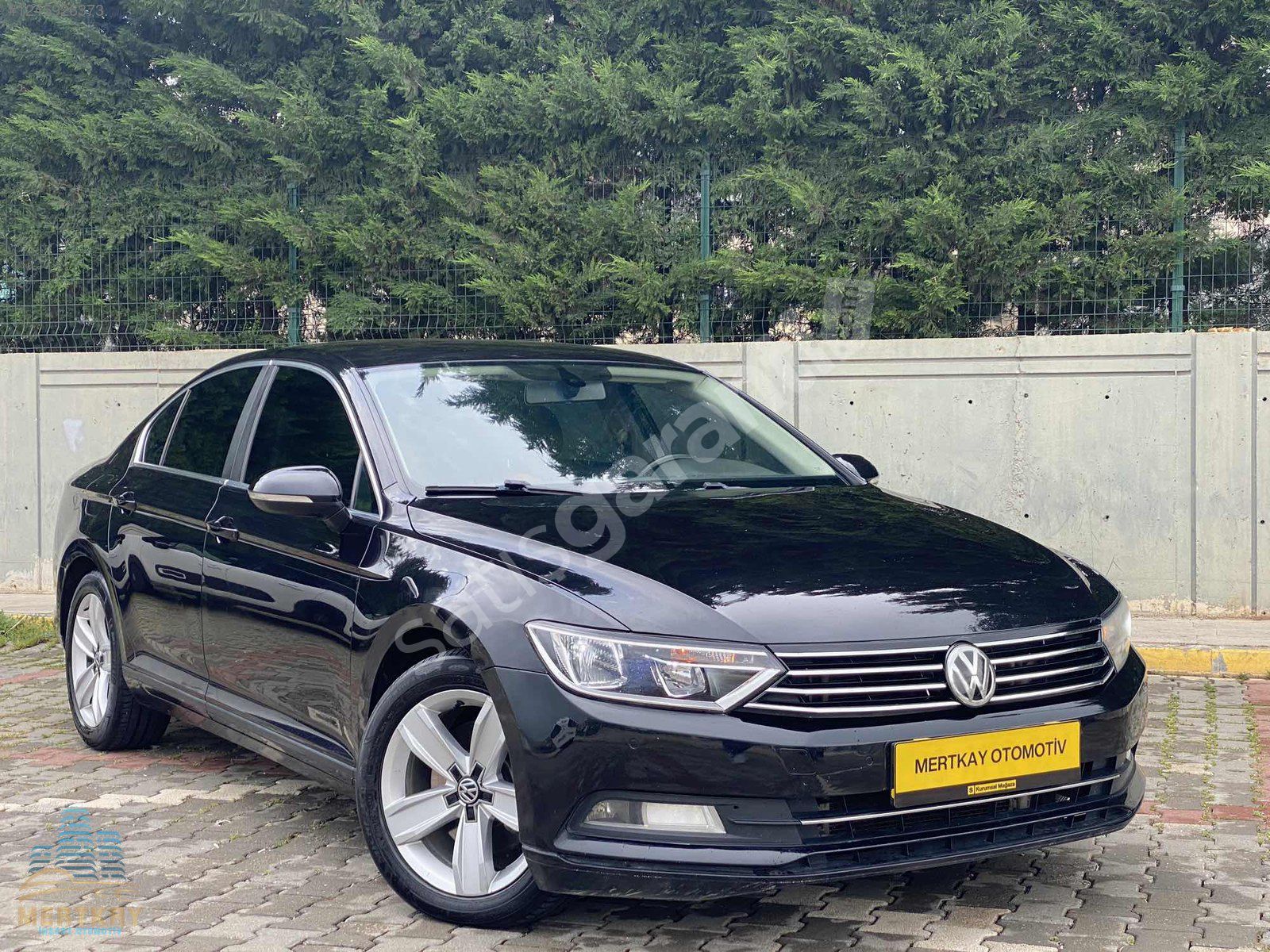 TEMİZ 2015 OTOMATİK PASSAT 1.6 TDI 1 TAM PARÇA BOYALI DEĞİŞENSZ