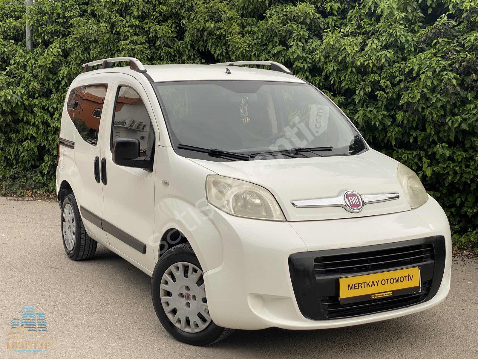 OTOMOBİL RUHSATLI BOYASIZ DEĞİŞENSİZ TRAMERSİZ DÜŞÜK KM 1.3MJET