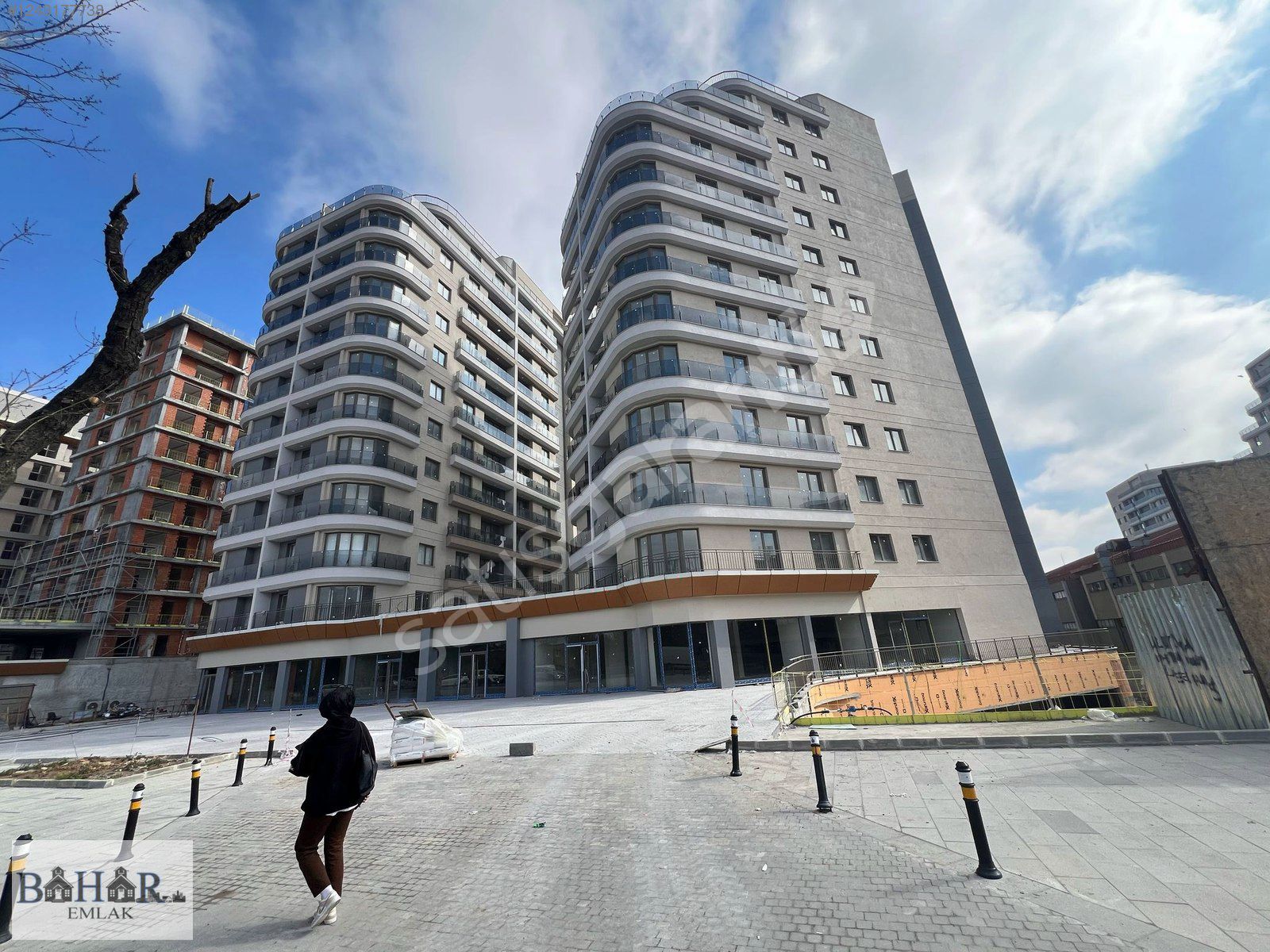 İSTANBUL HALKALI ŞEHİR MERKEZİNDE SIFIR SATILIK 3+1 DAİRE.