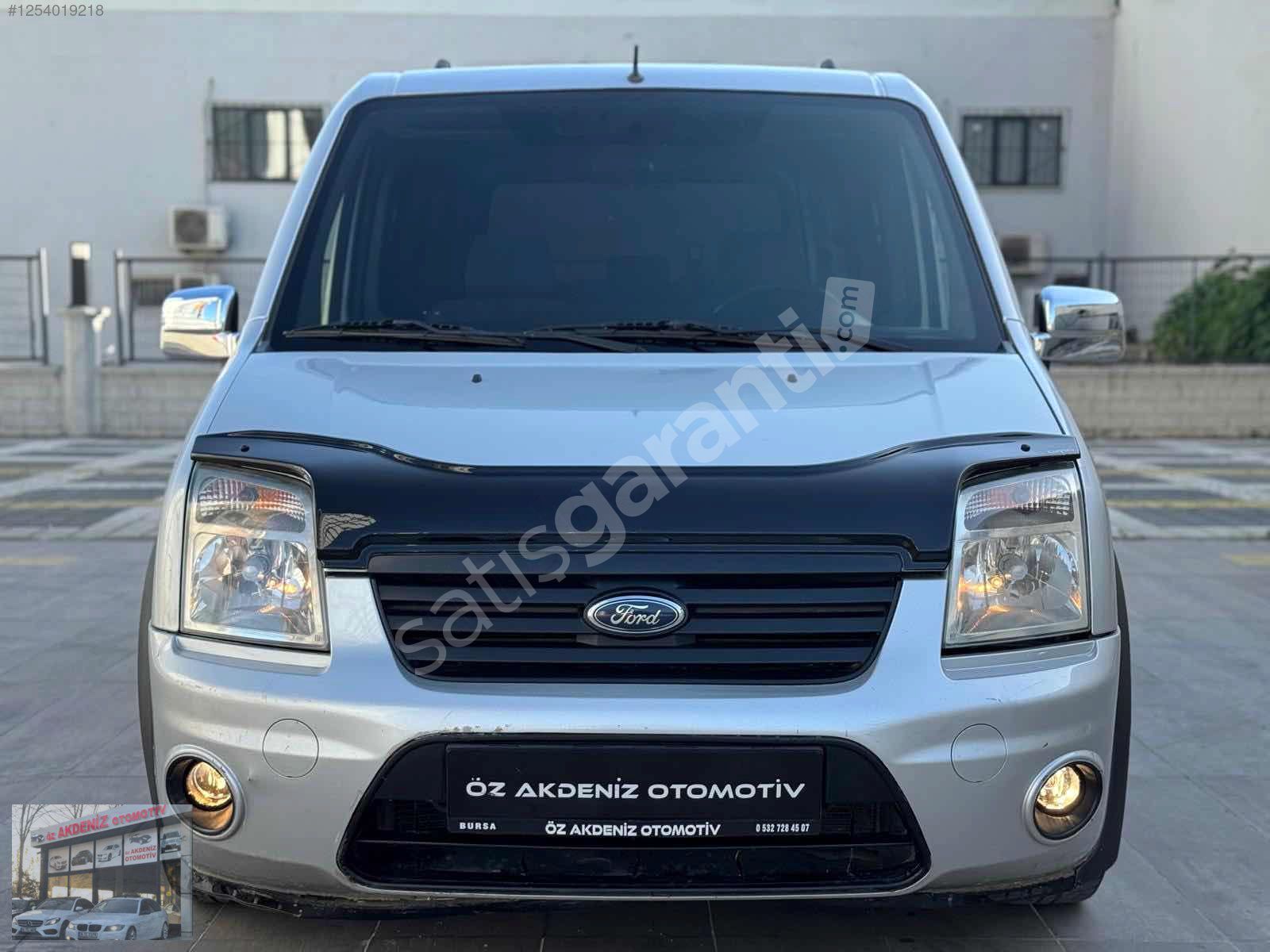 ÖZ AKDENİZ OTOMOTİVDEN 2012 FORD TOURNEO CONNECT HATASIZ BOYASIZ