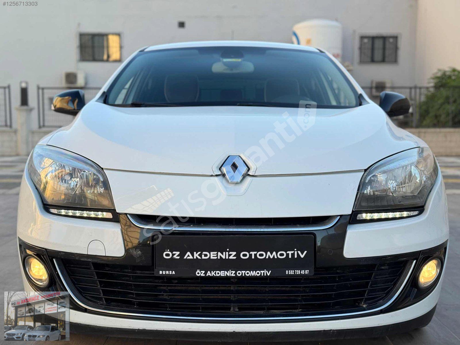 ÖZ AKDENİZ OTOMOTİVDEN 2013 RENAULT MEGANE 1.5 DCİ 160.000 KM
