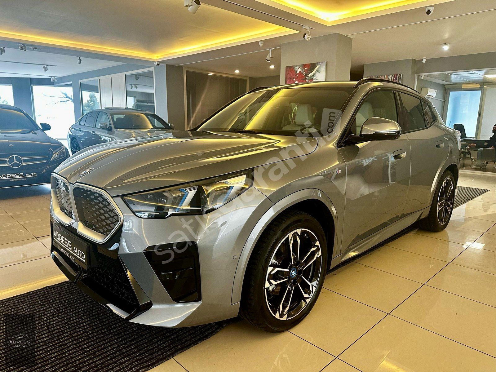 ADRESS AUTO 2024 BMW iX2 XDRİVE M SPORT SHADOW HEAD UP BAYi