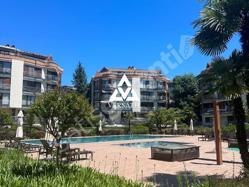 Tarabya Konakları'nda Satılık Çatı Dubleksi