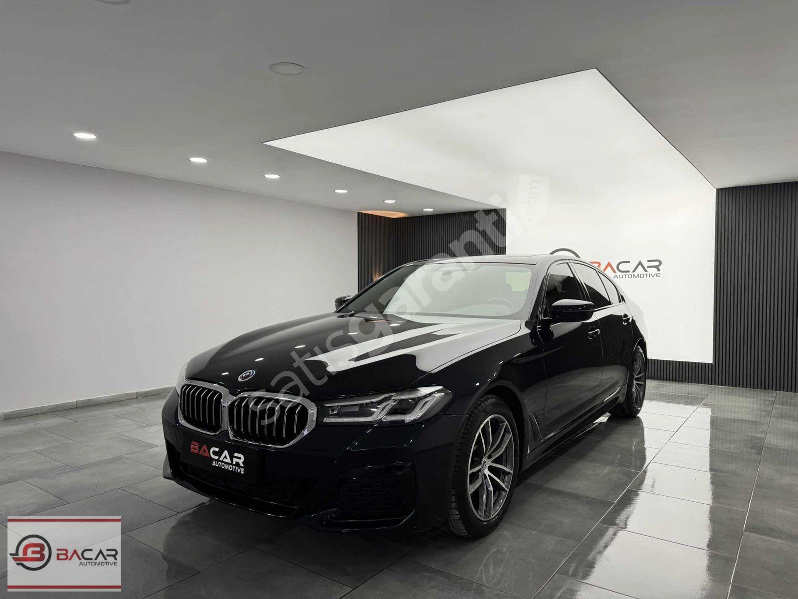 2022 BMW 520i 50th YEAR M EDITION K.K. 12 AY TAKSİT İMKANI