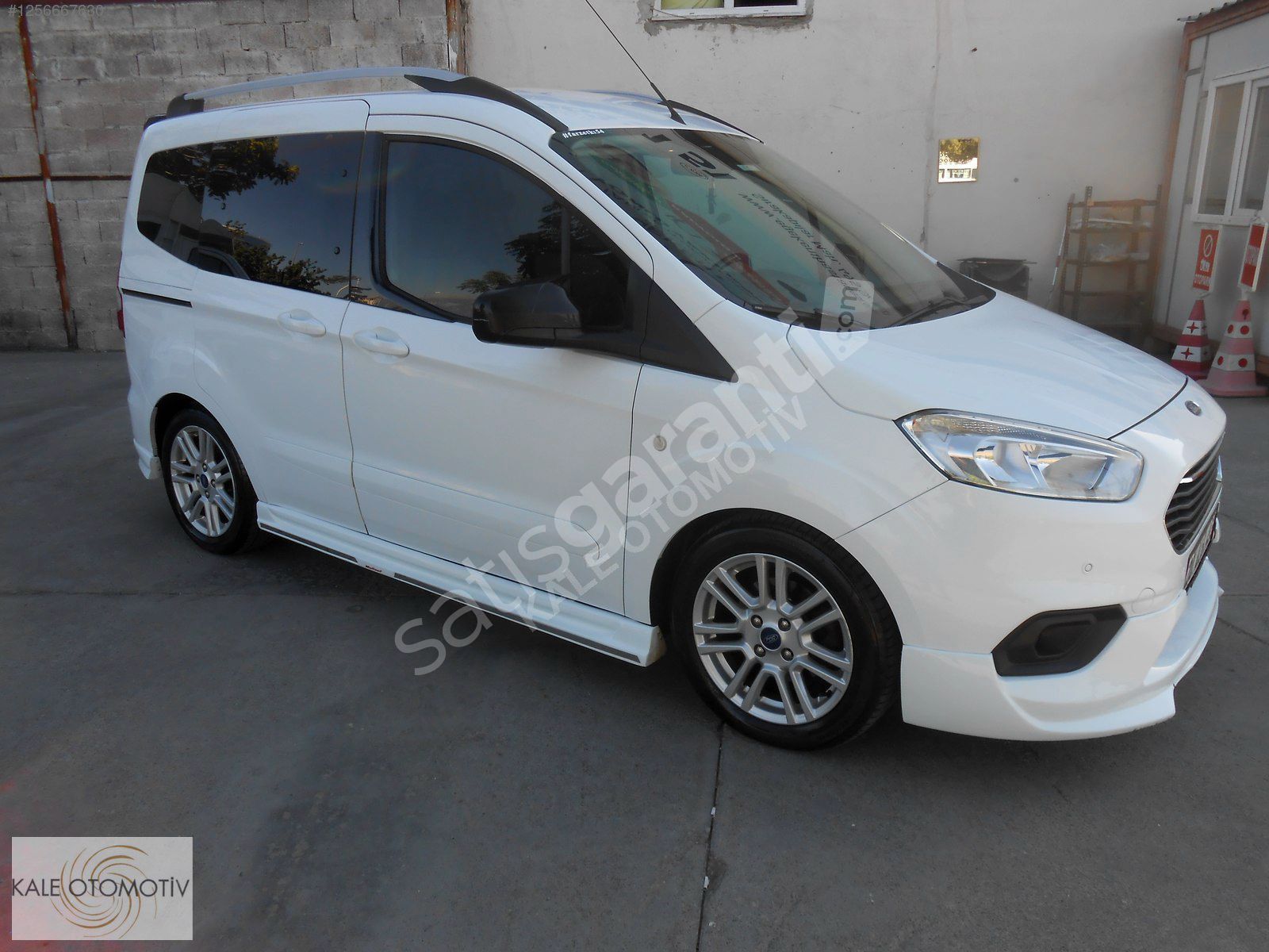 Tourneo Courier 1.5 TDCİ Titanium Plus 2020 Model