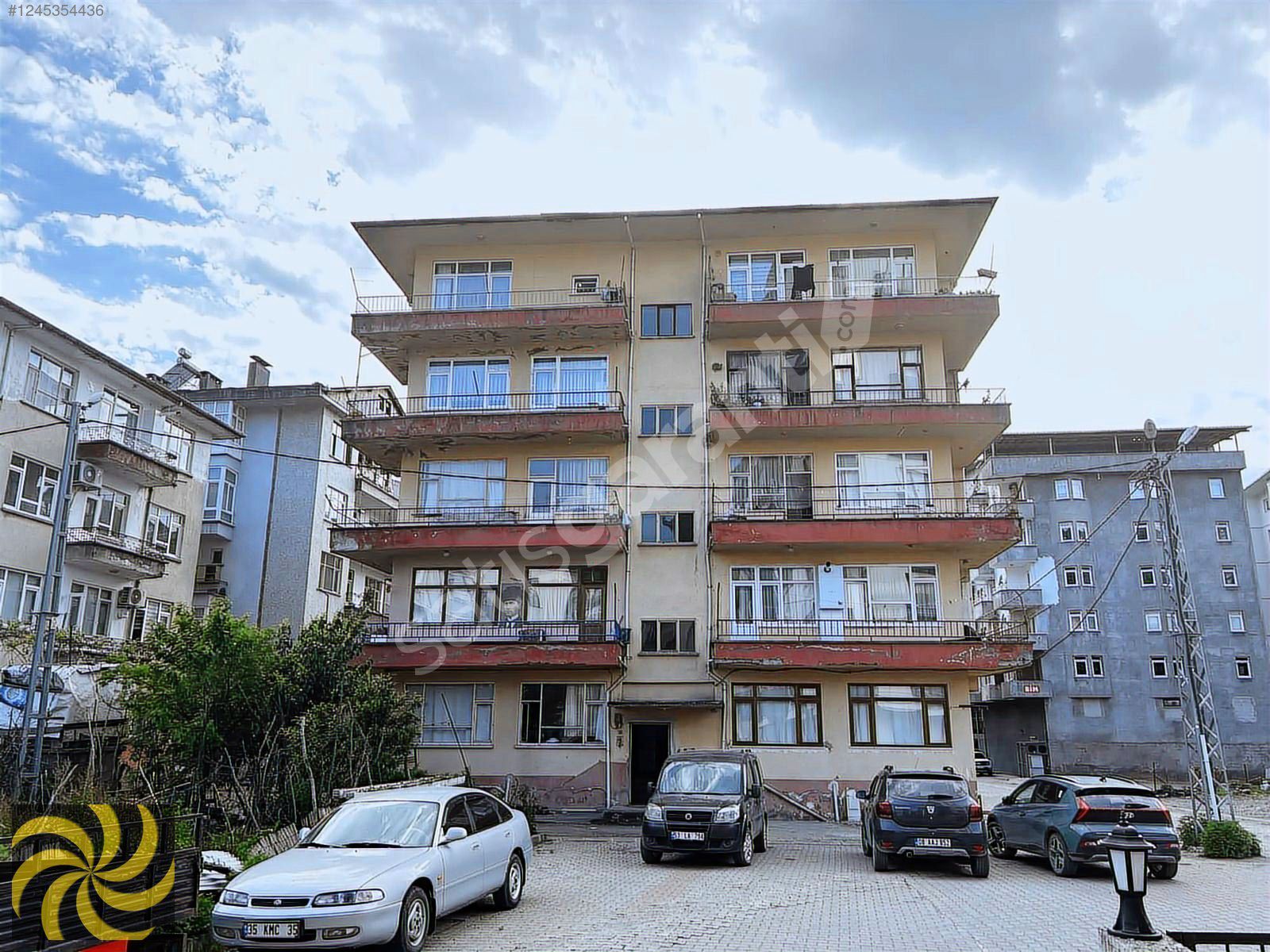 SKANİ İNVEST ARHAVİ'DEN 2+1 SOBALI DAİRE