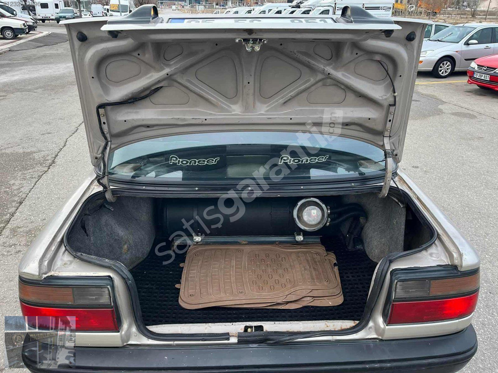 SIFIR MUAYNELİ TERTEMİZ 1.6 TOYOTA CORALLA