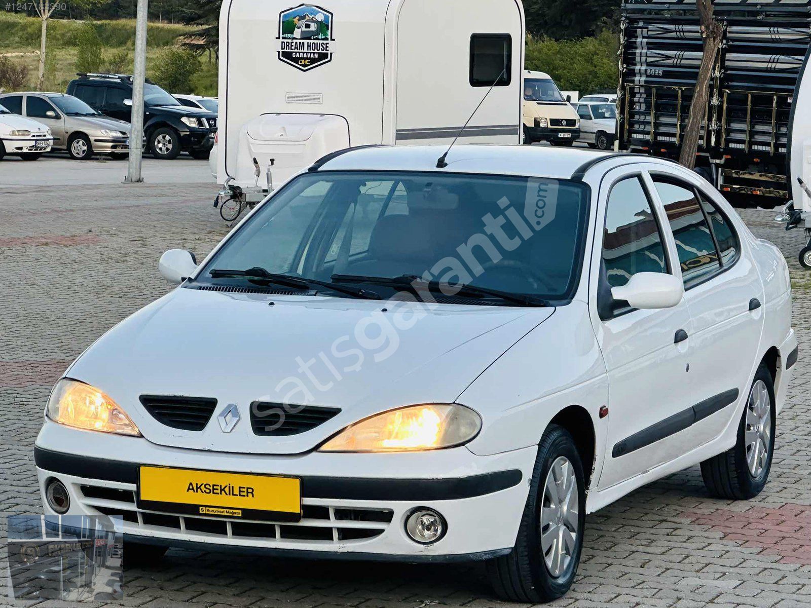 TEMİZ BALIMLI MEGANE.1 ABS-ÇİFT HAVA YASTIĞI-KLİMA