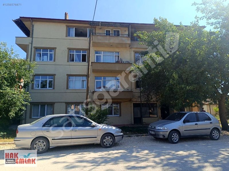 Hak Emlak'tan Derelitütüncü Mahallesinde Kiralık 2+1 Daireler