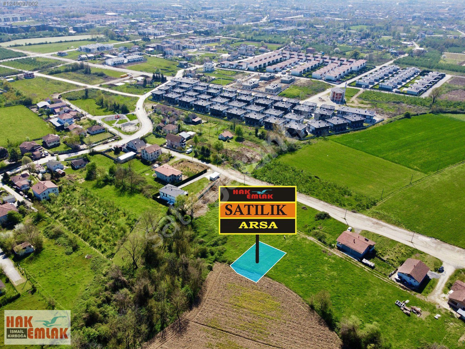 Hak Emlak'tan Sarayyeri Villa Yapımına Uygun Satılık 500 m² Arsa