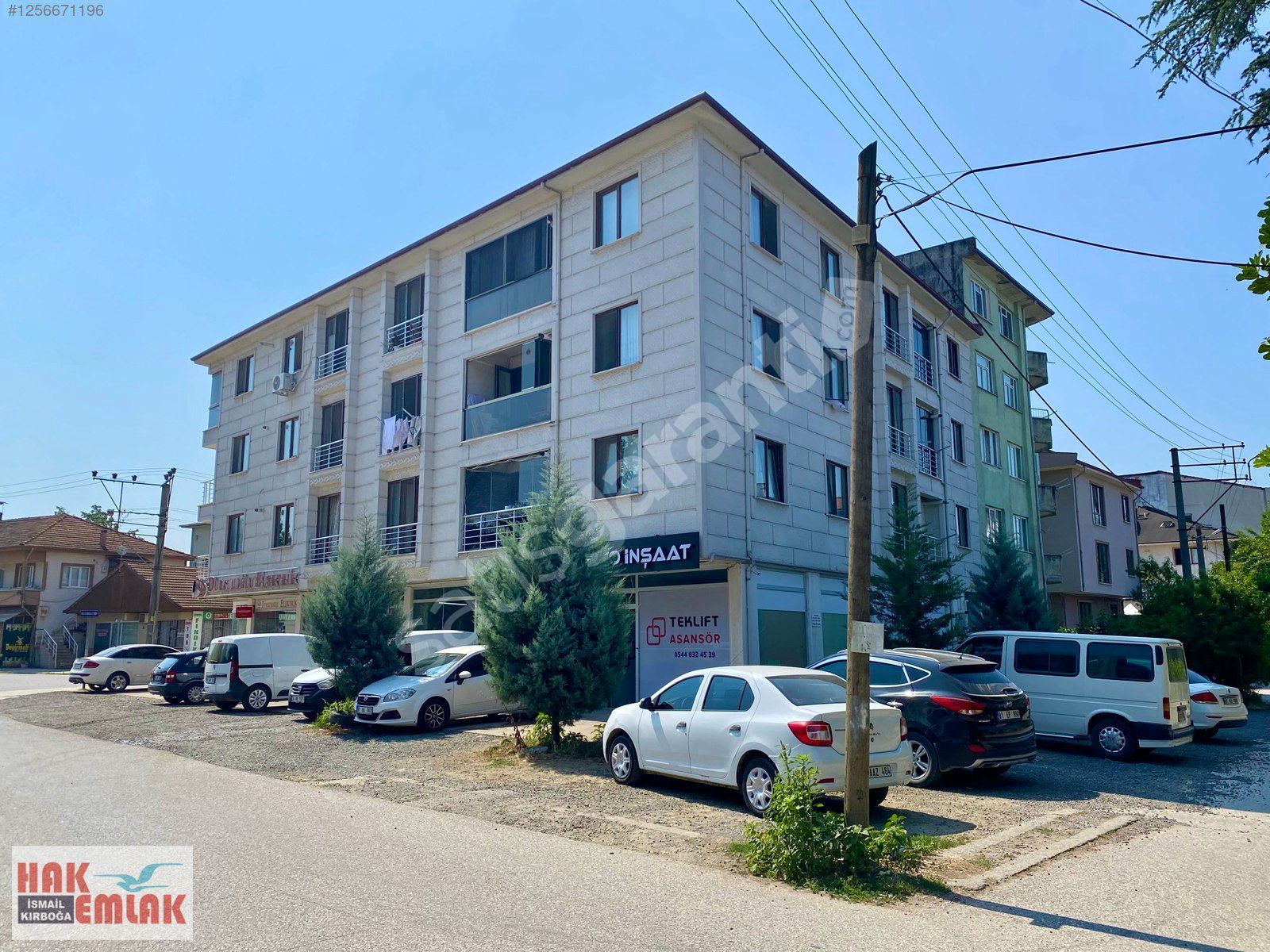 Hak Emlak'tan Tam Merkezi Konumda Kiralık 2+1 Eşyalı Daire