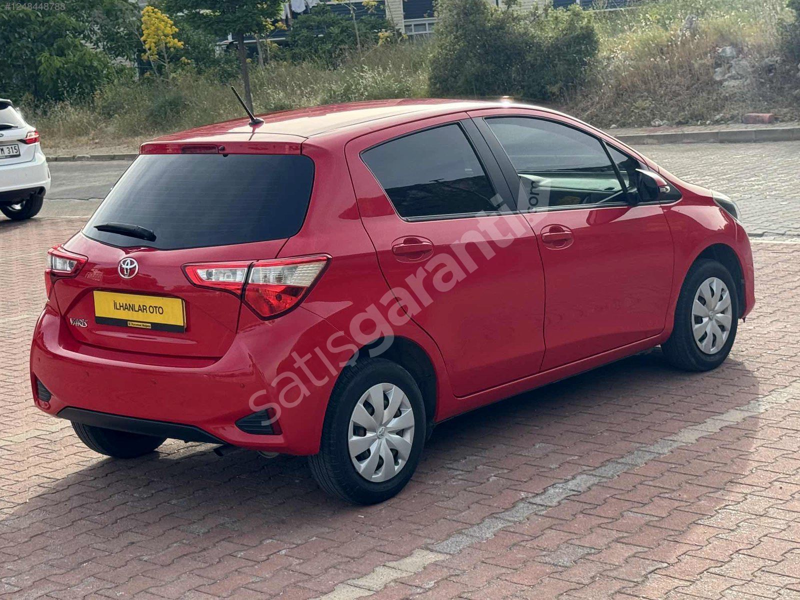 TOYOTA YARİS 1.0 LİFE