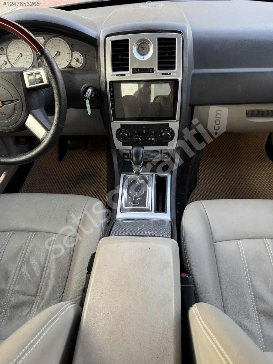 CHRYSLER 300 C